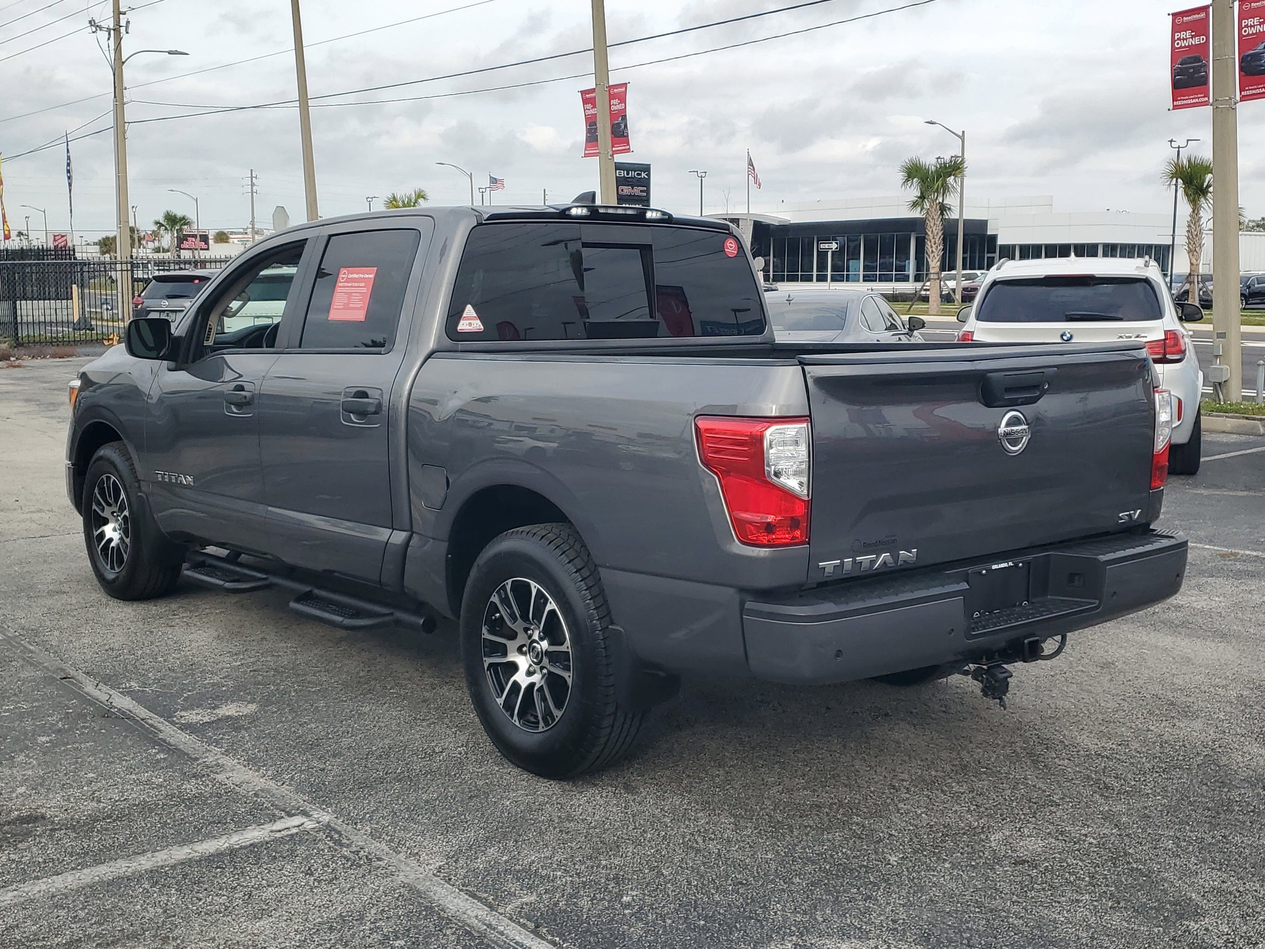 2022 Nissan Titan SV