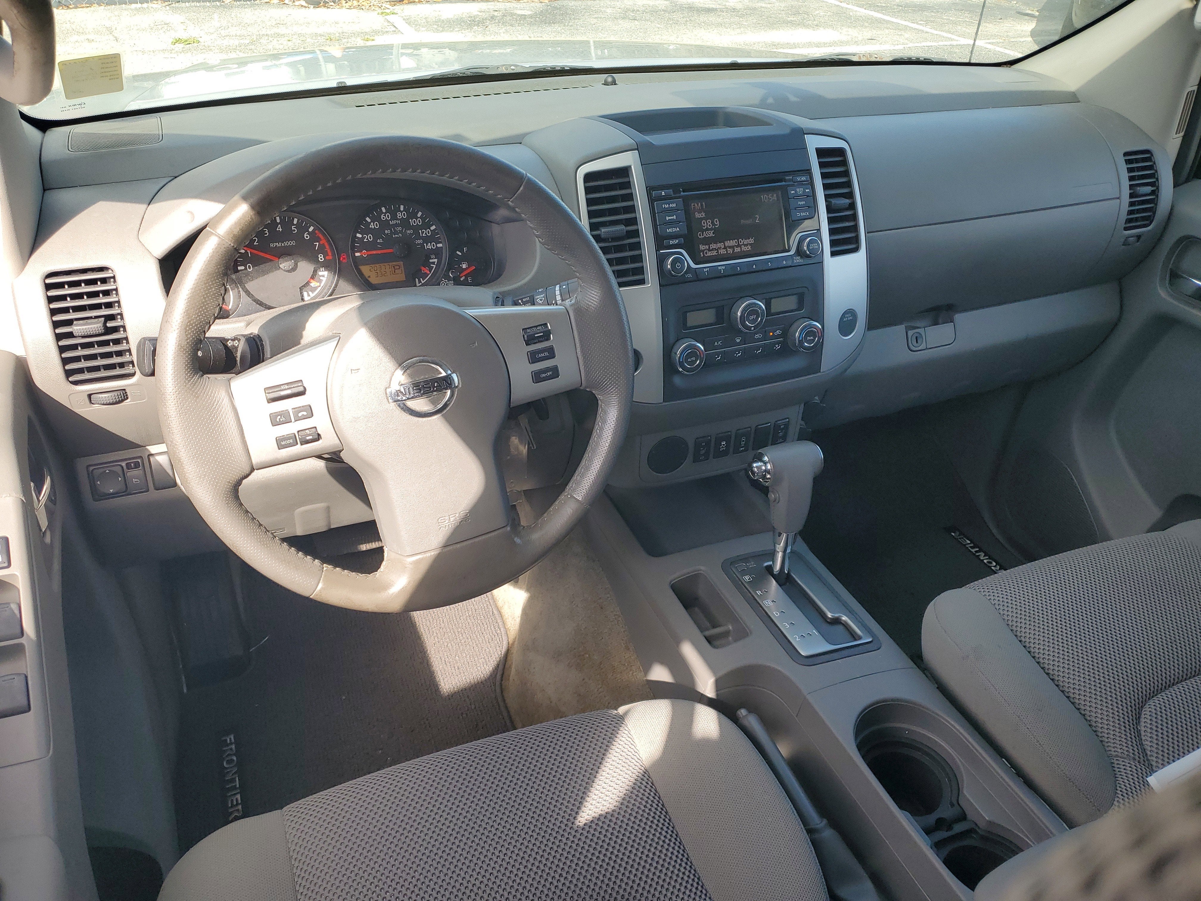 2016 Nissan Frontier SV