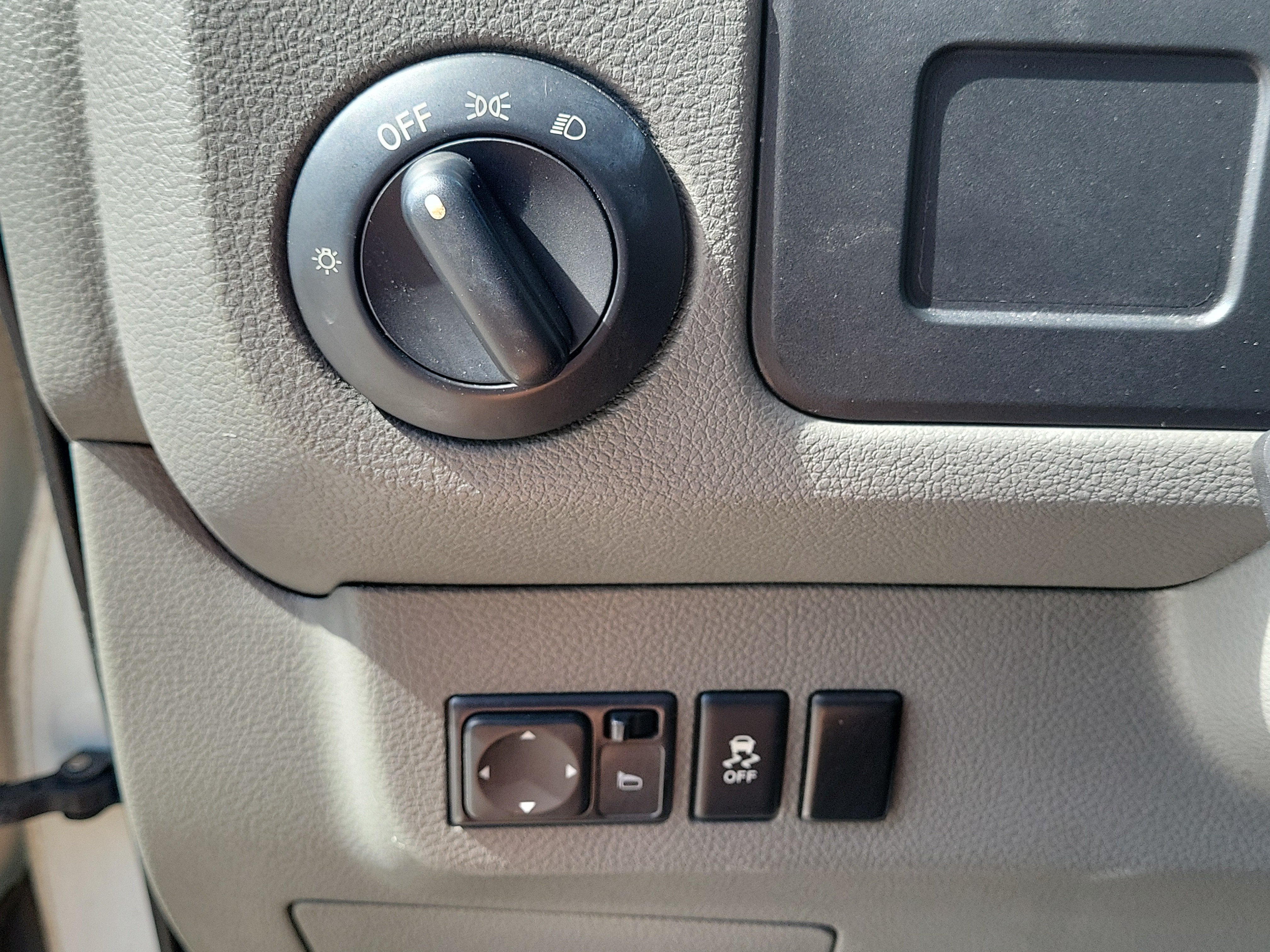2017 Nissan NV Cargo SV