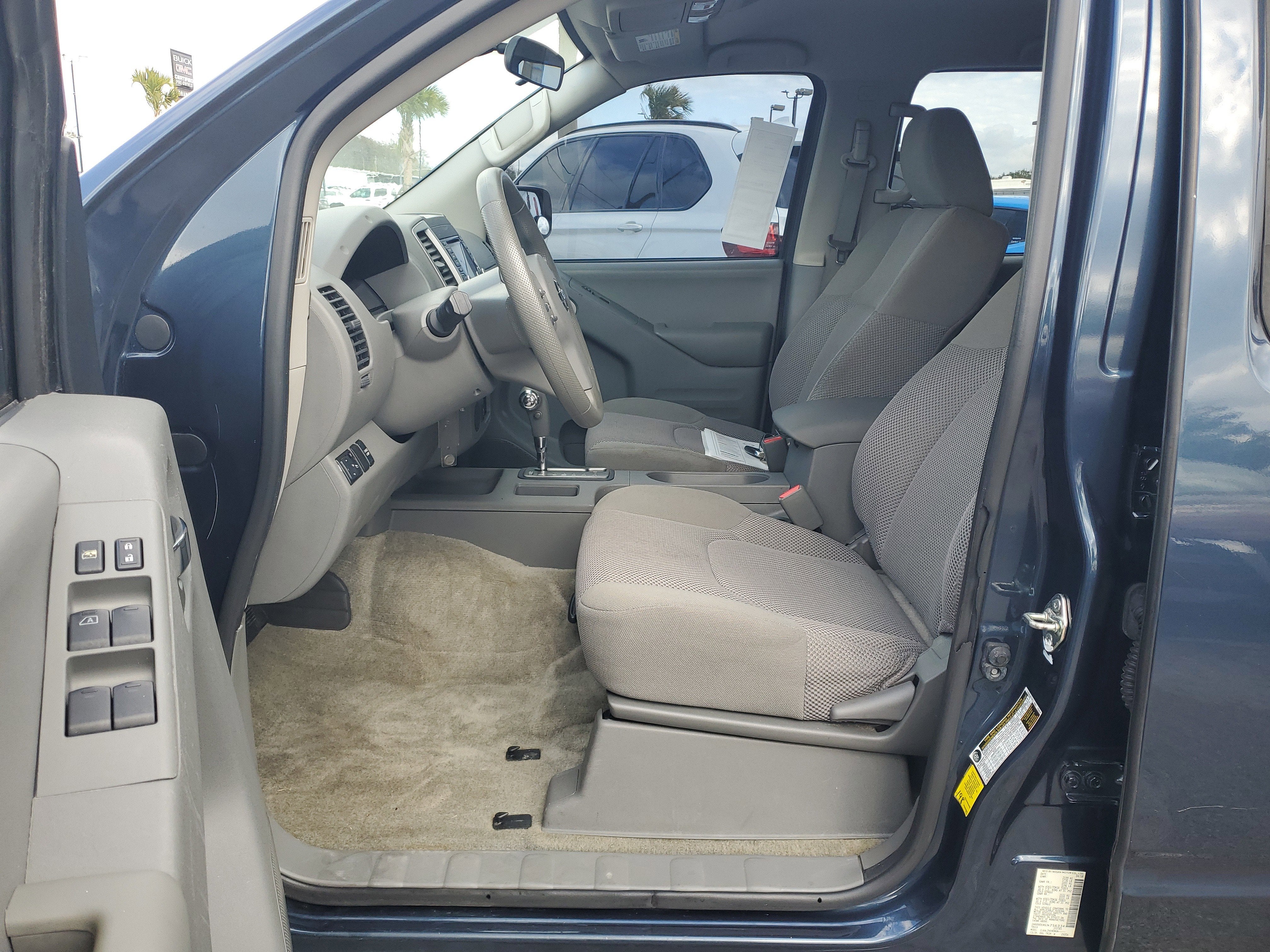 2018 Nissan Frontier SV V6