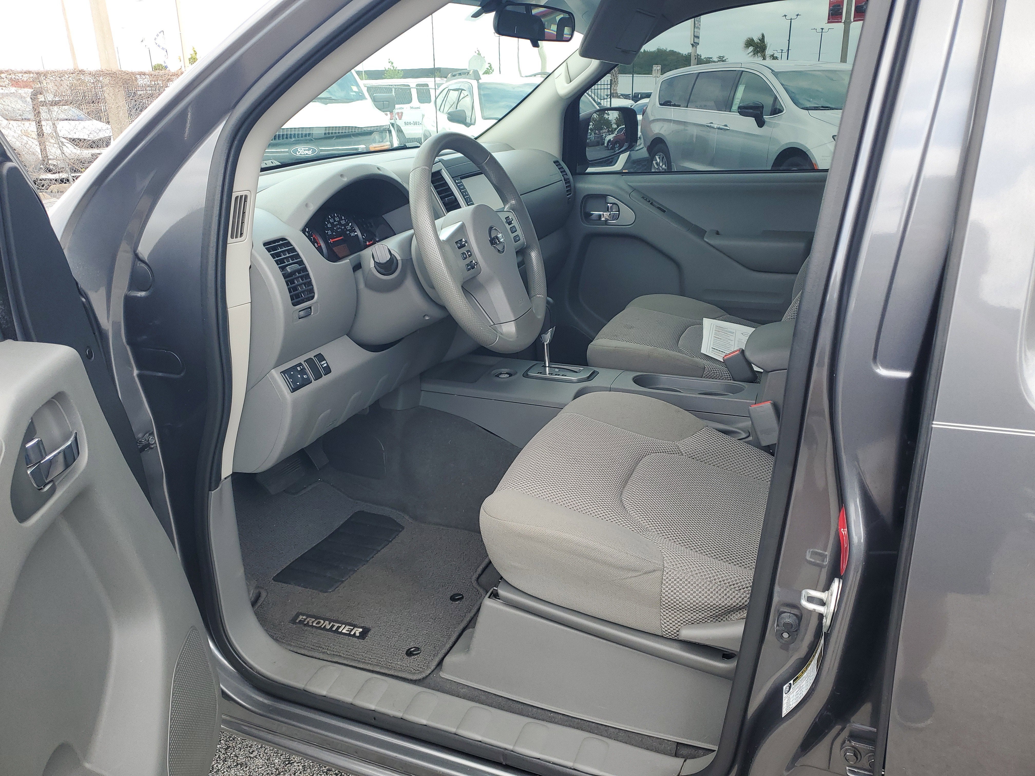 2021 Nissan Frontier SV