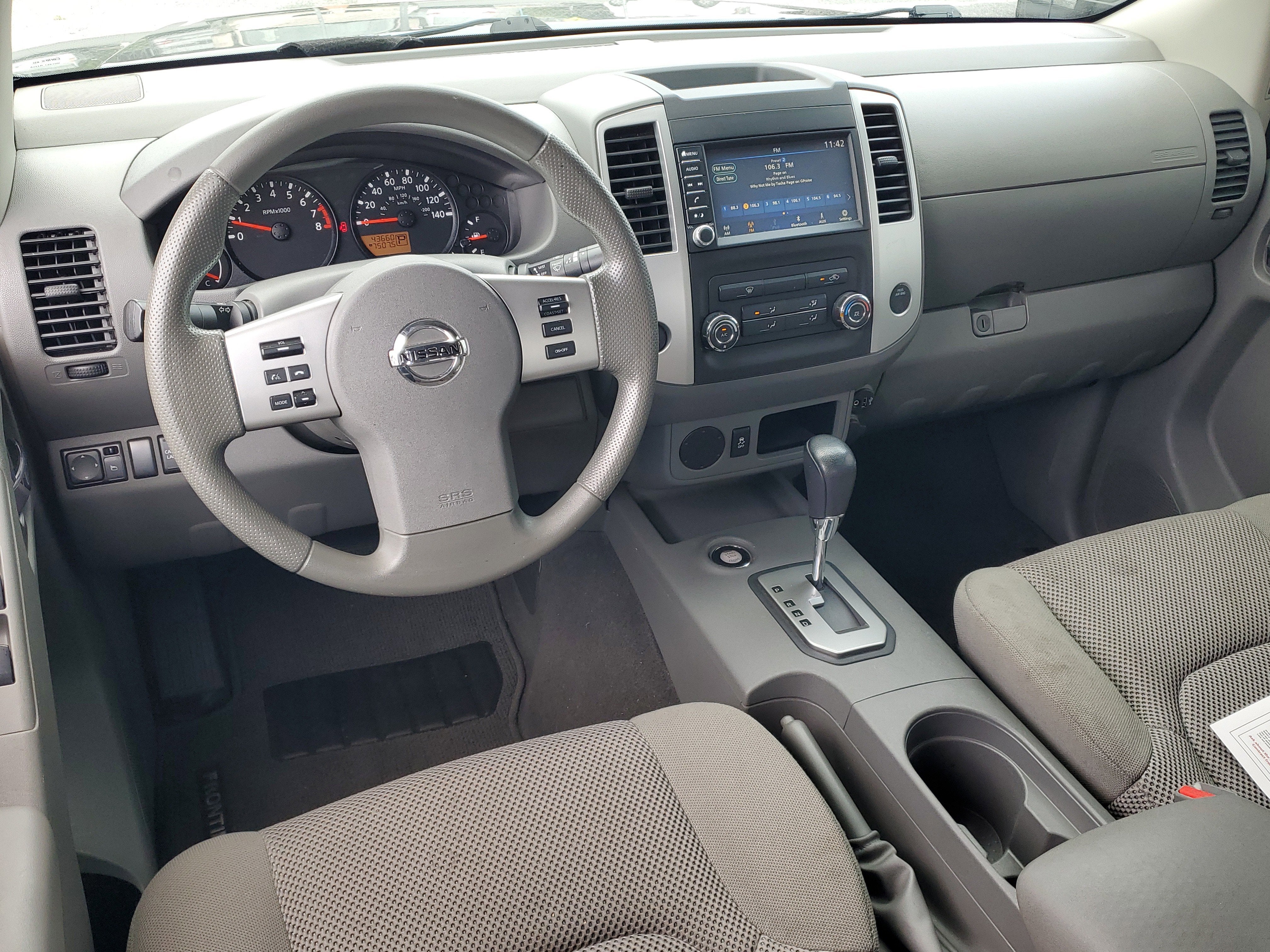 2021 Nissan Frontier SV