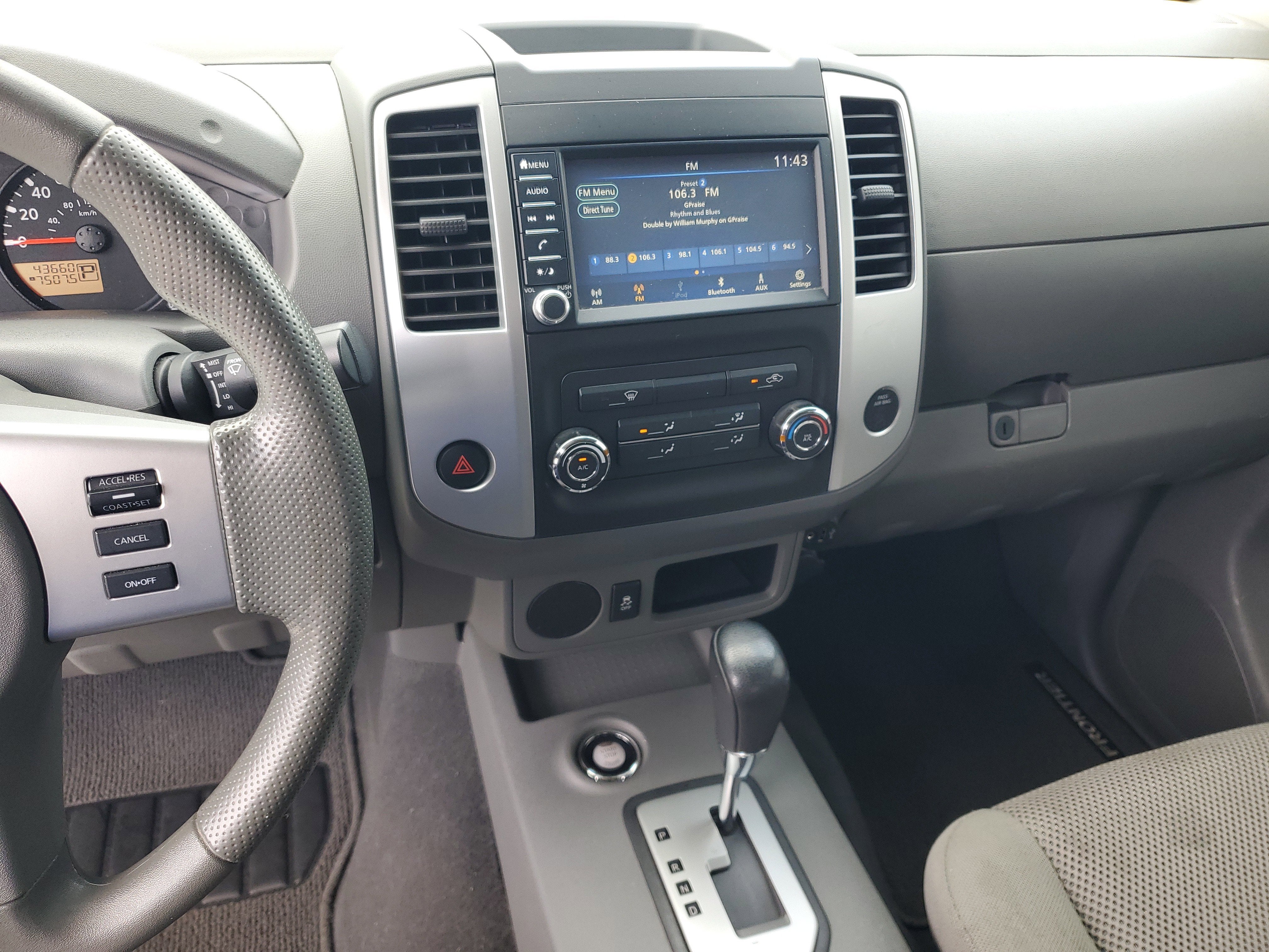 2021 Nissan Frontier SV