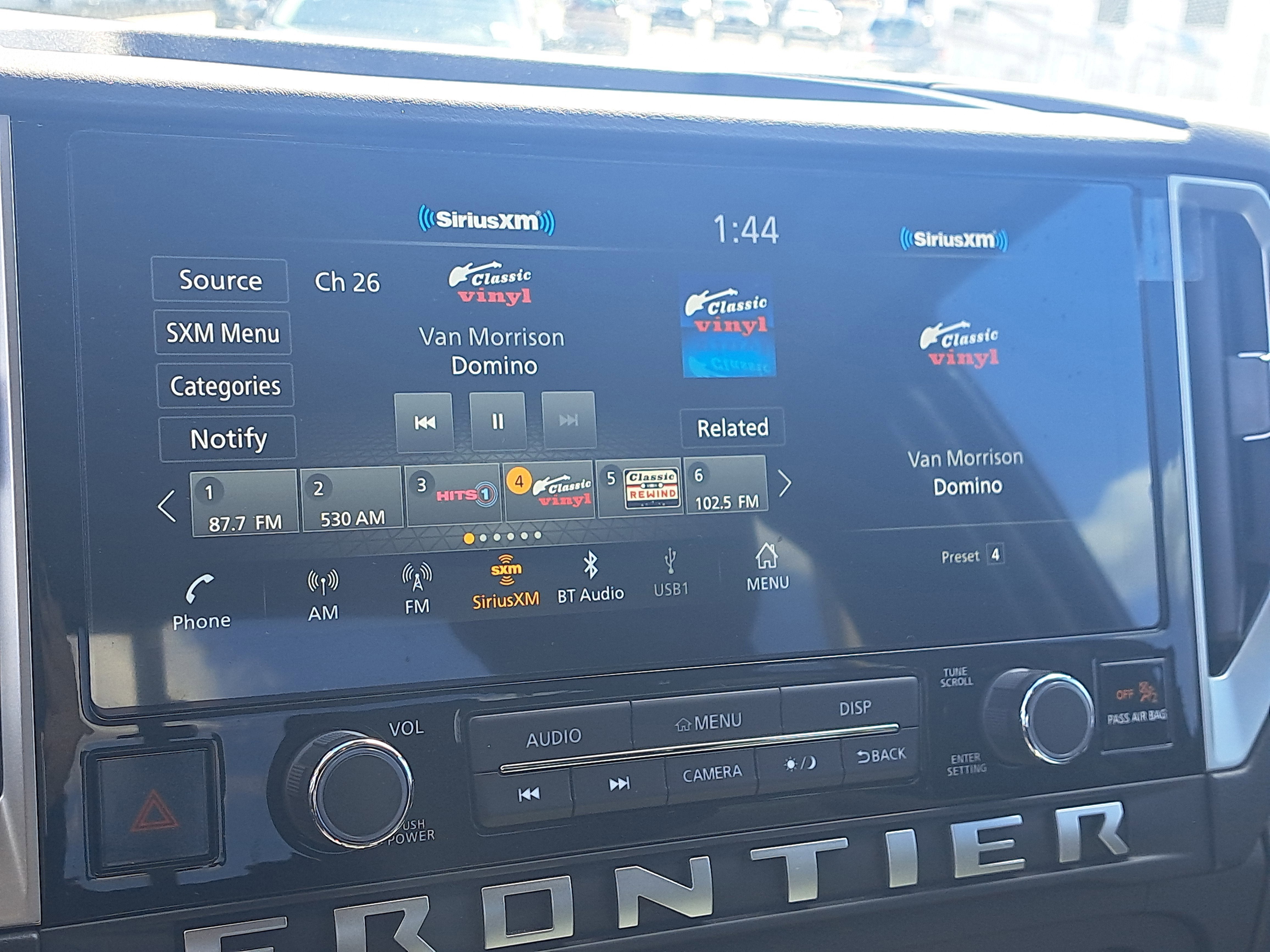 2025 Nissan Frontier SV