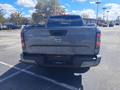 2025 Nissan Frontier SV