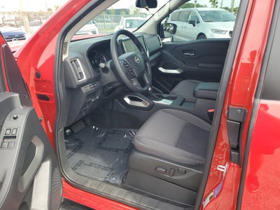 2025 Nissan Frontier SV