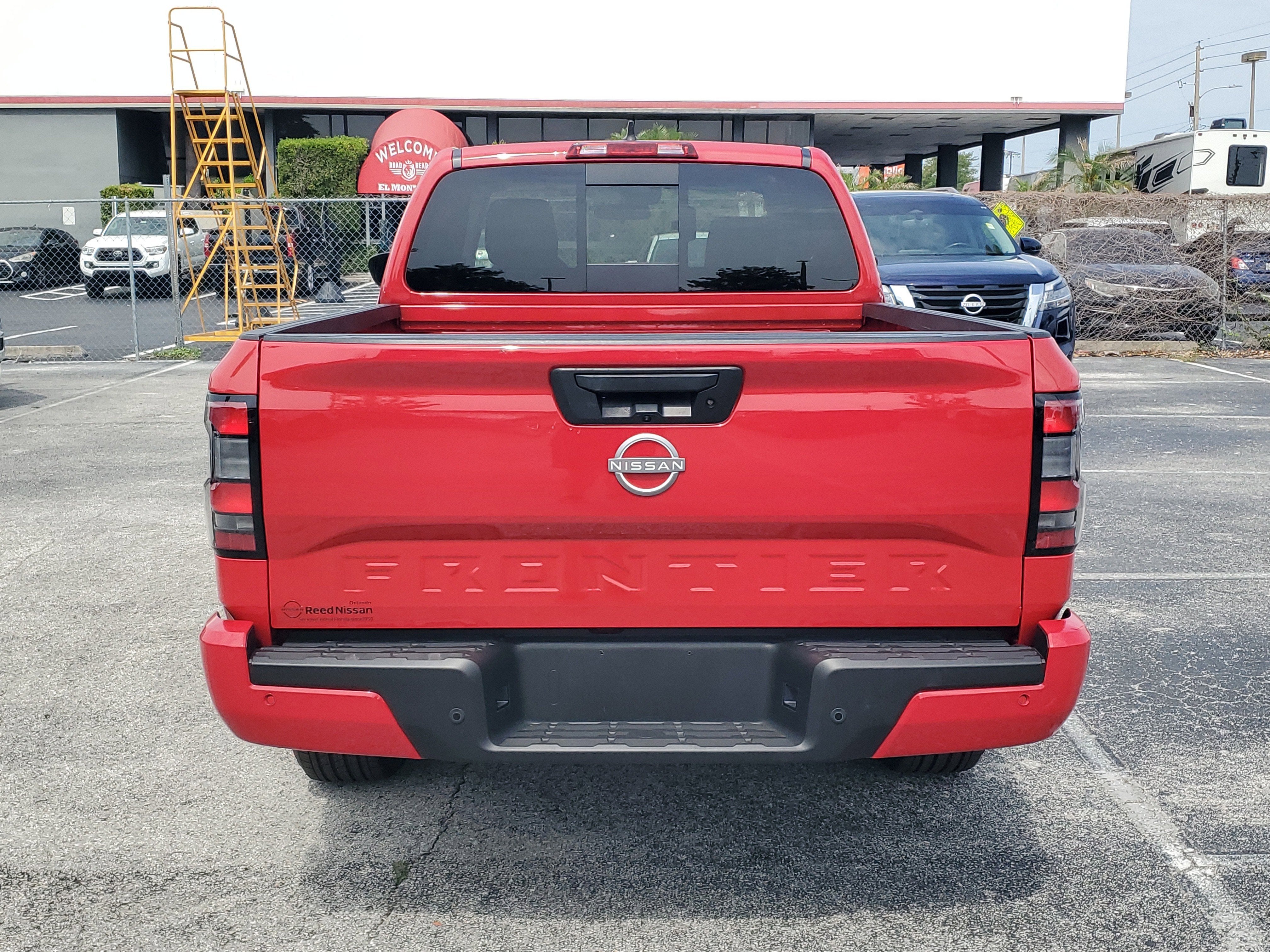 2025 Nissan Frontier SV