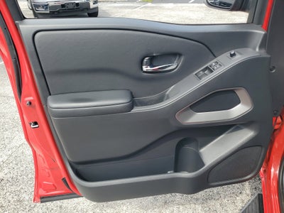 2025 Nissan Frontier SV