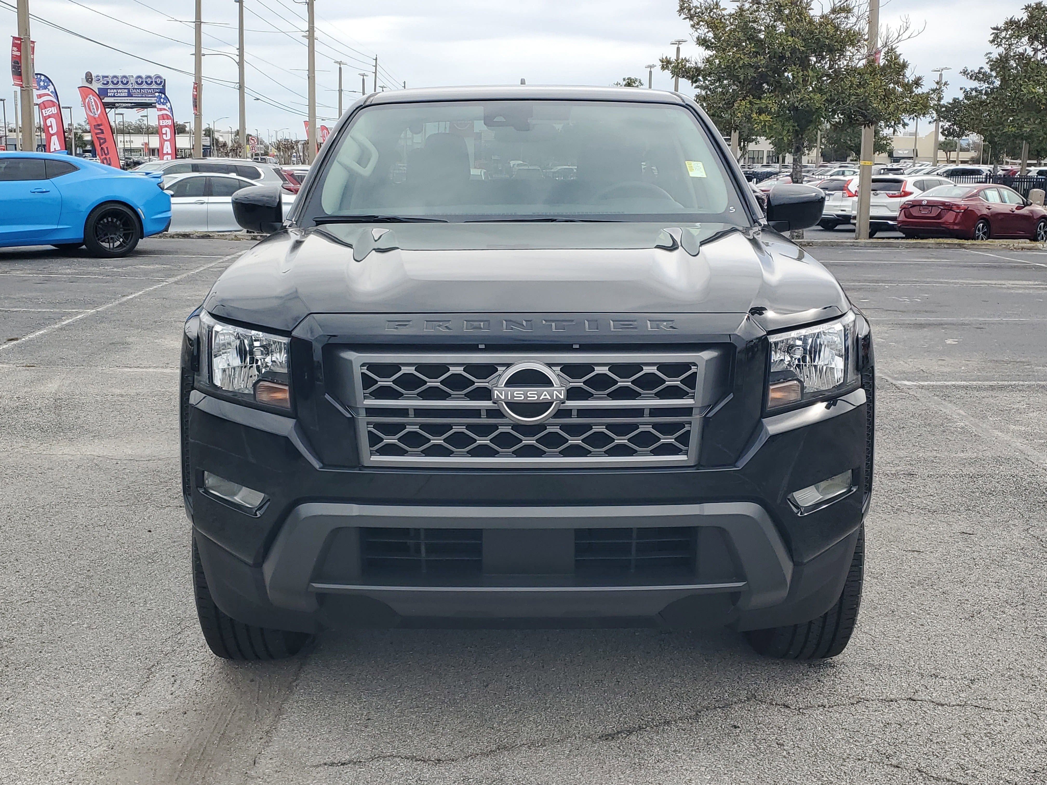 2024 Nissan Frontier SV