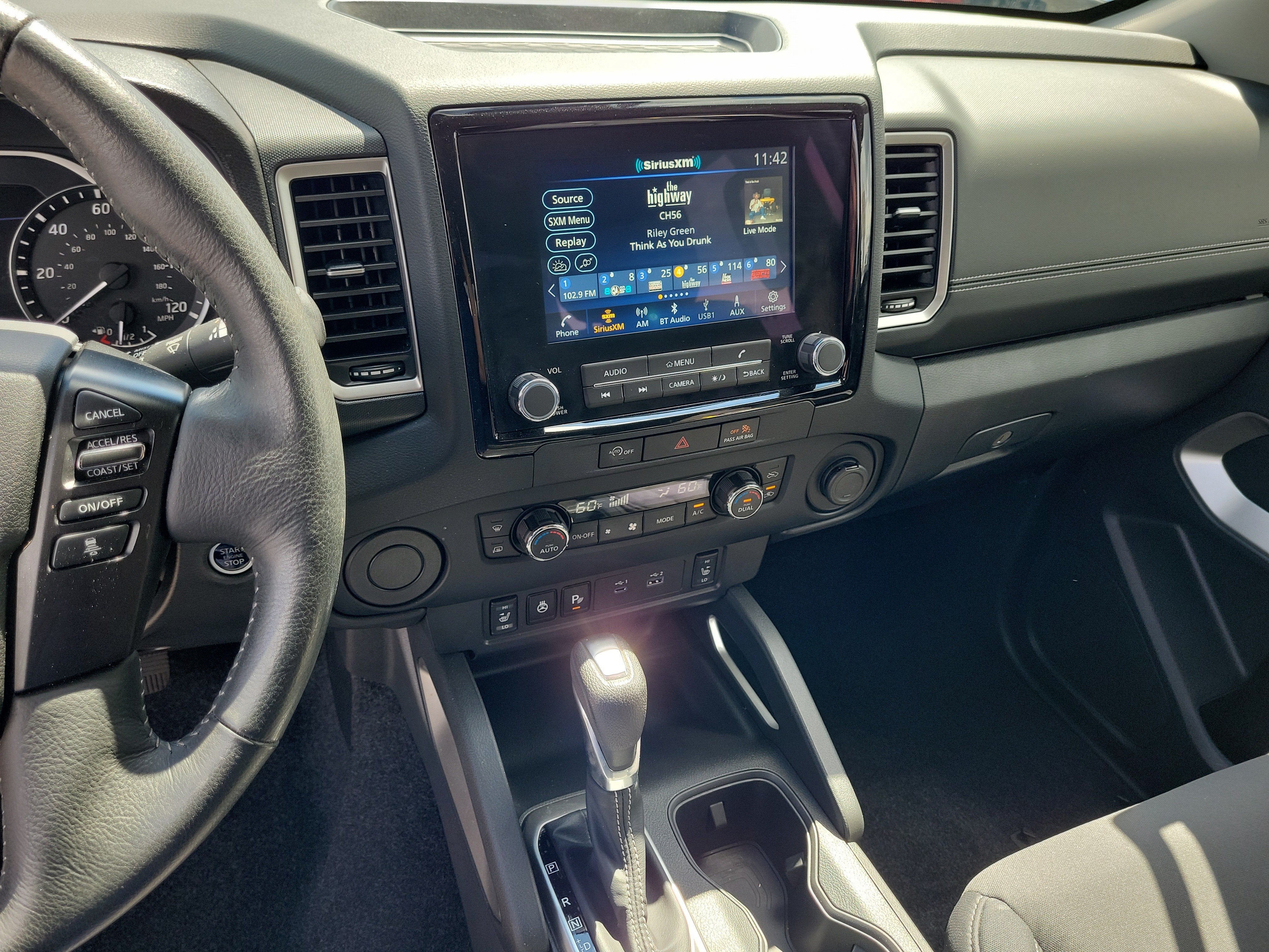 2024 Nissan Frontier SV