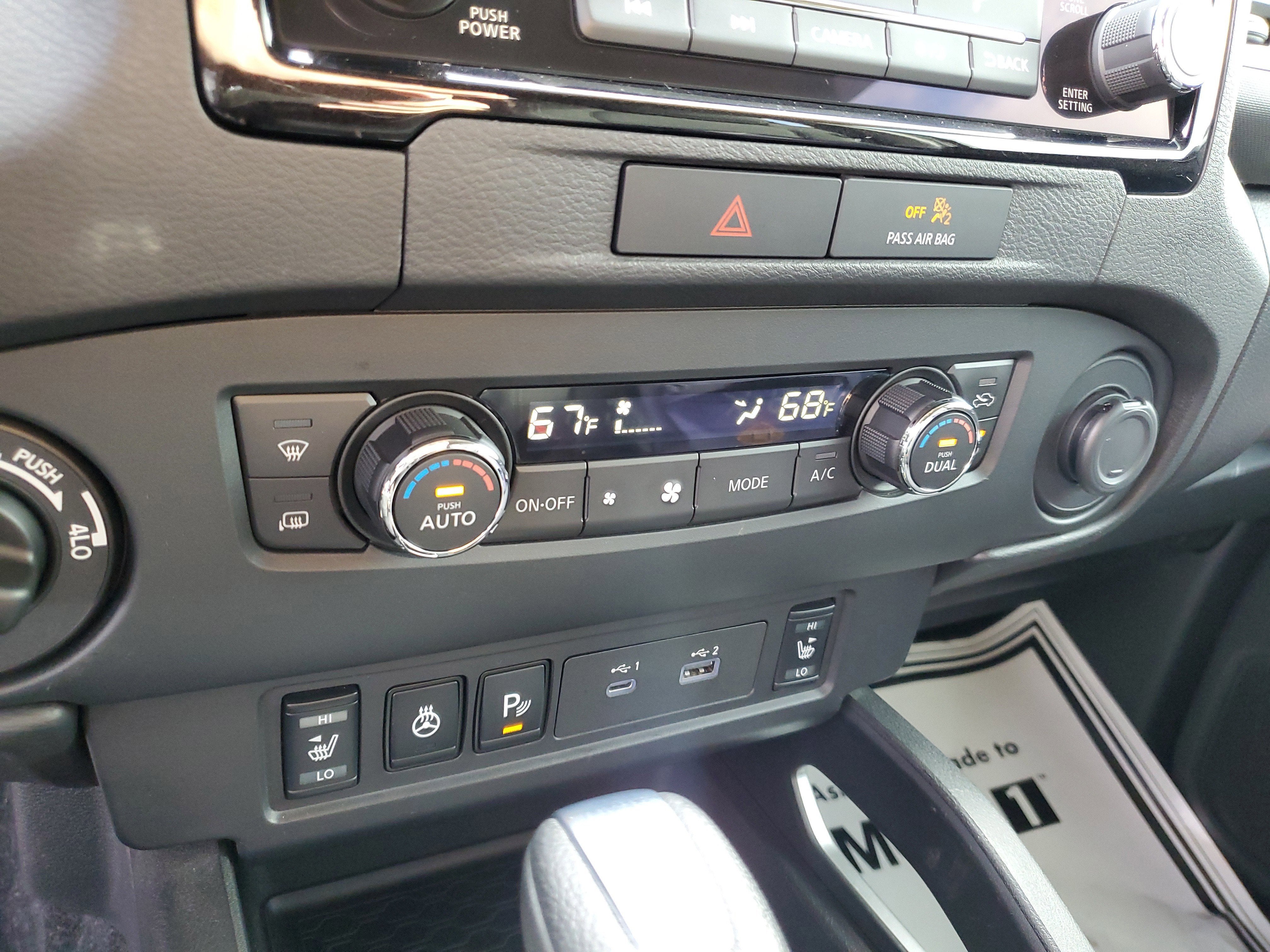 2022 Nissan Frontier SV