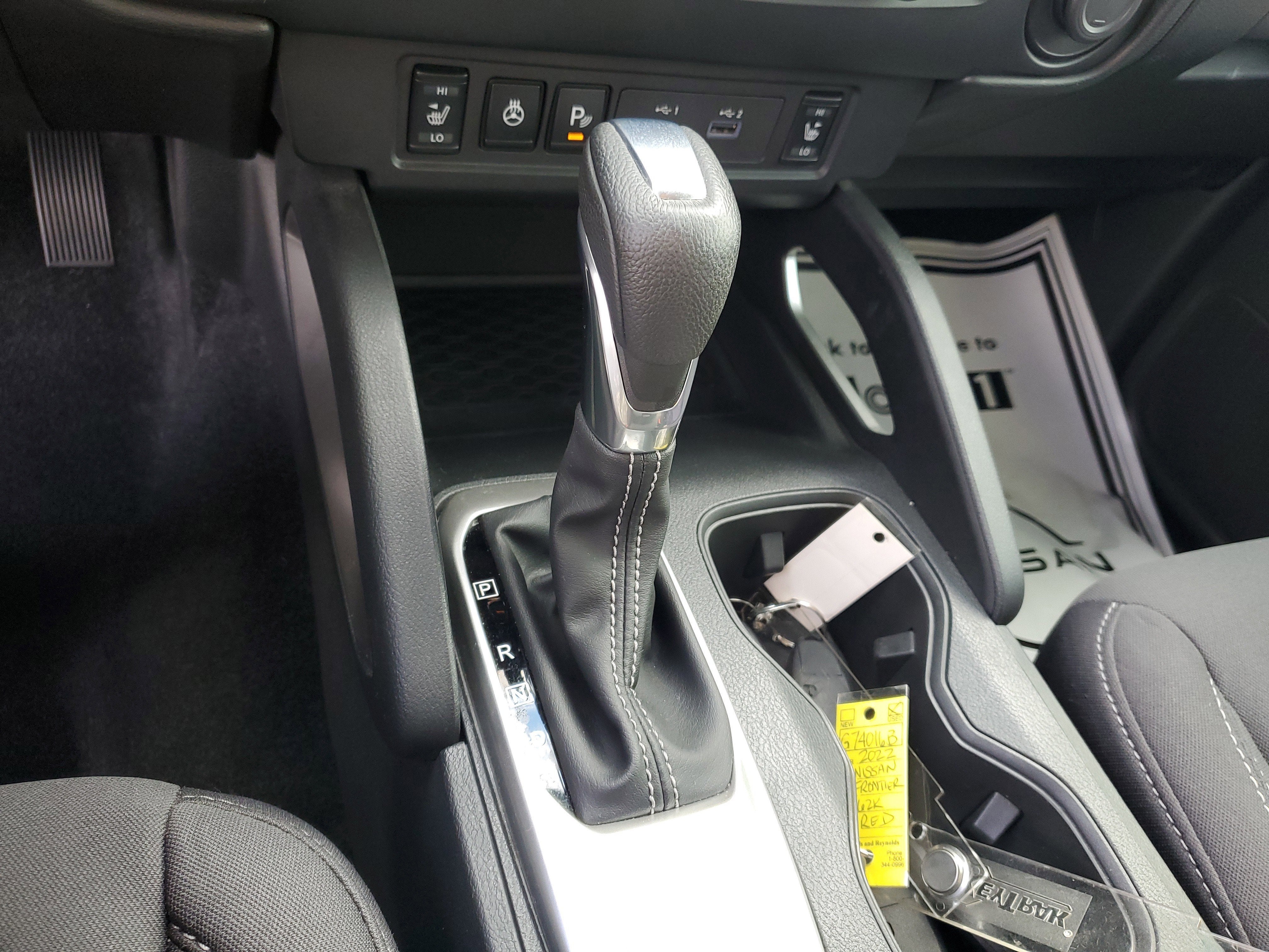 2022 Nissan Frontier SV