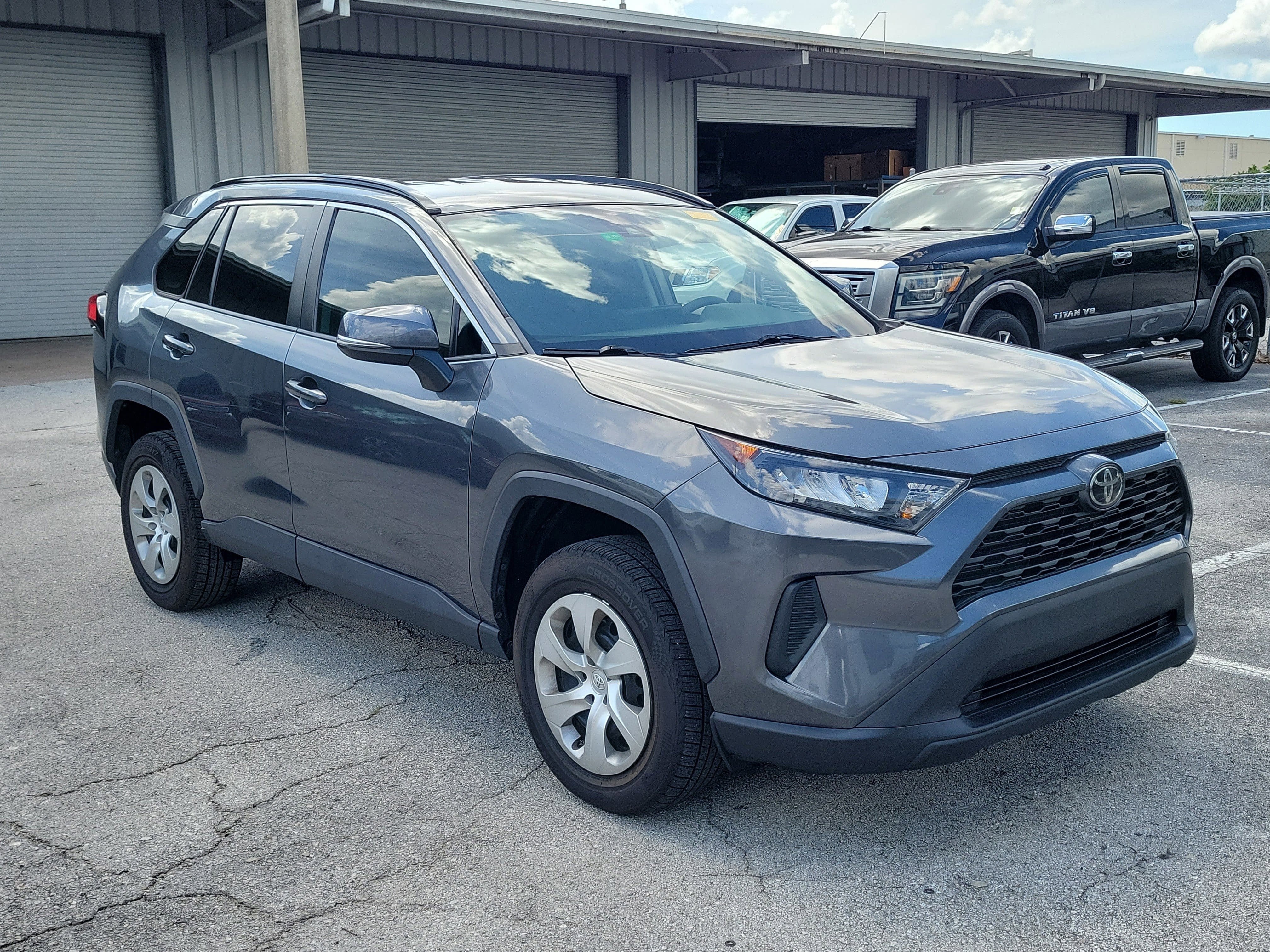 2021 Toyota RAV4 LE