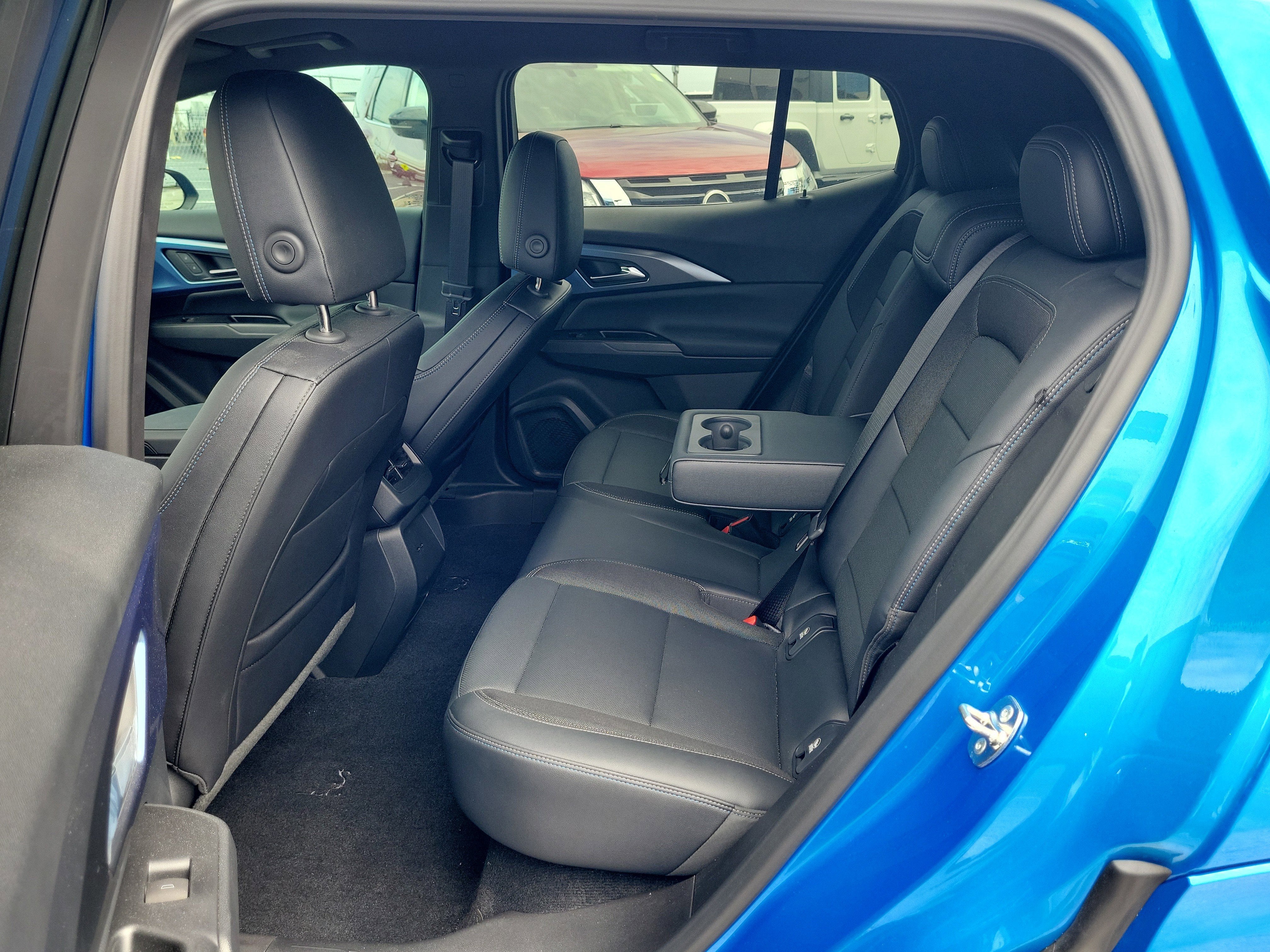 2024 Chevrolet Equinox EV LT