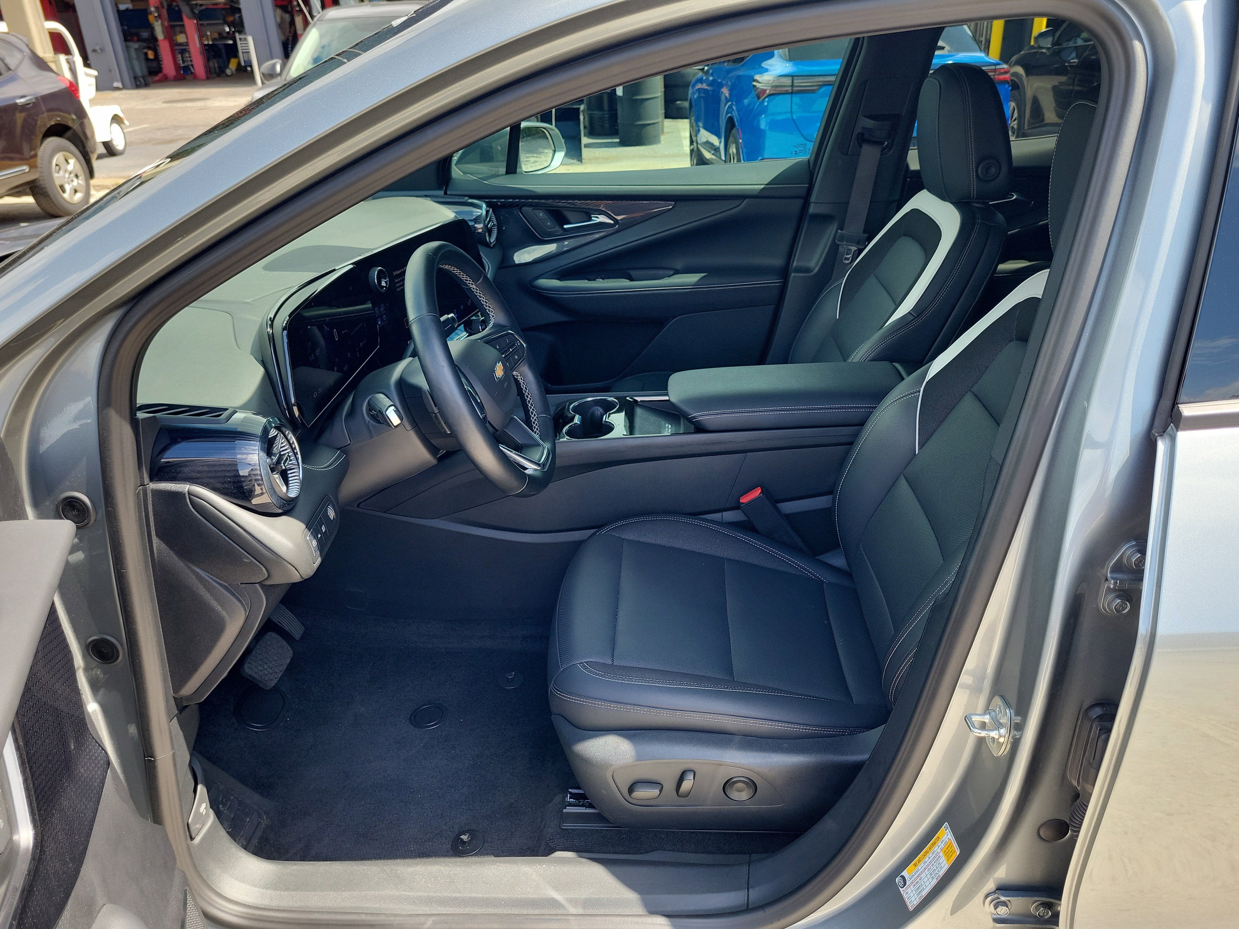 2025 Chevrolet Blazer EV AWD LT