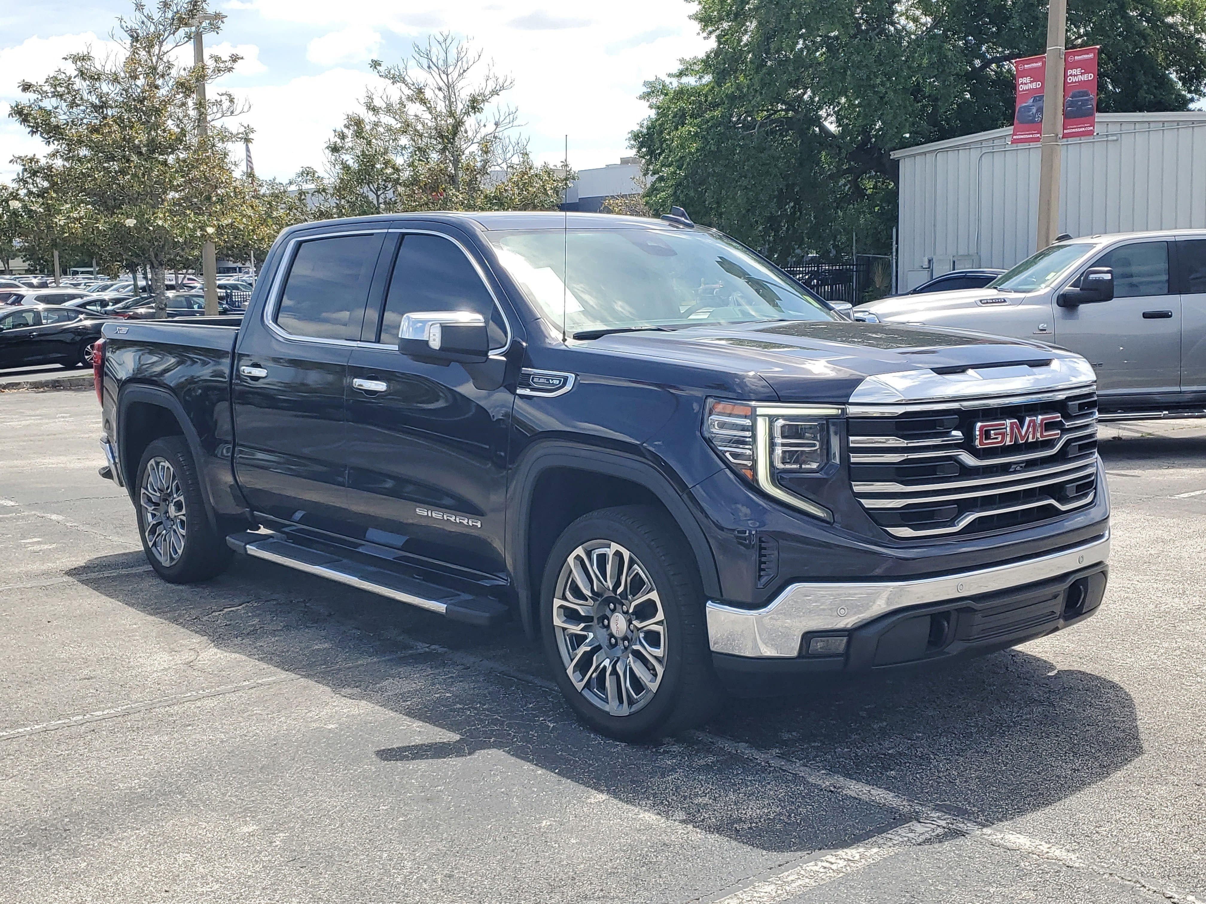 2023 GMC Sierra 1500 SLT