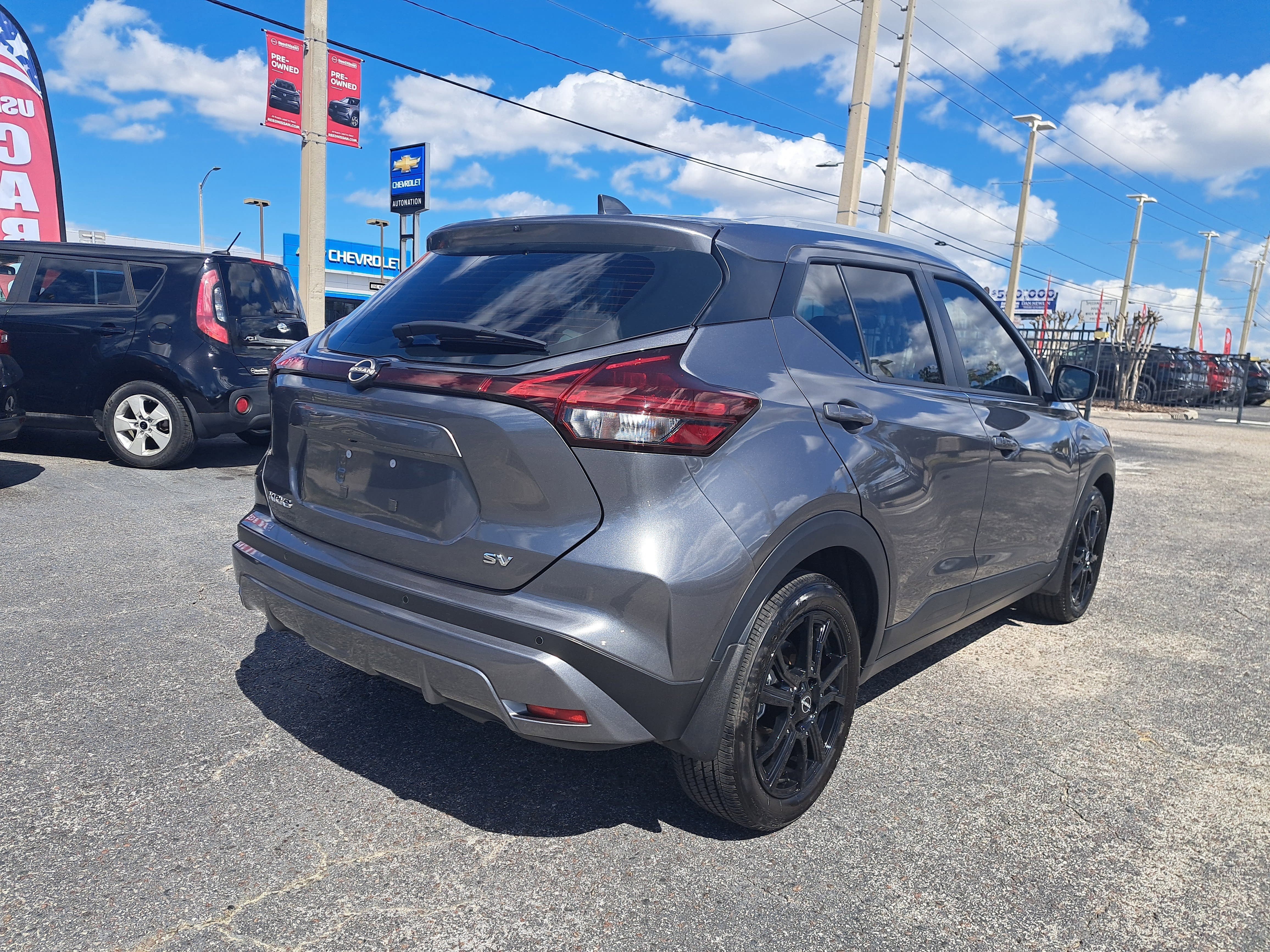 2023 Nissan Kicks SV