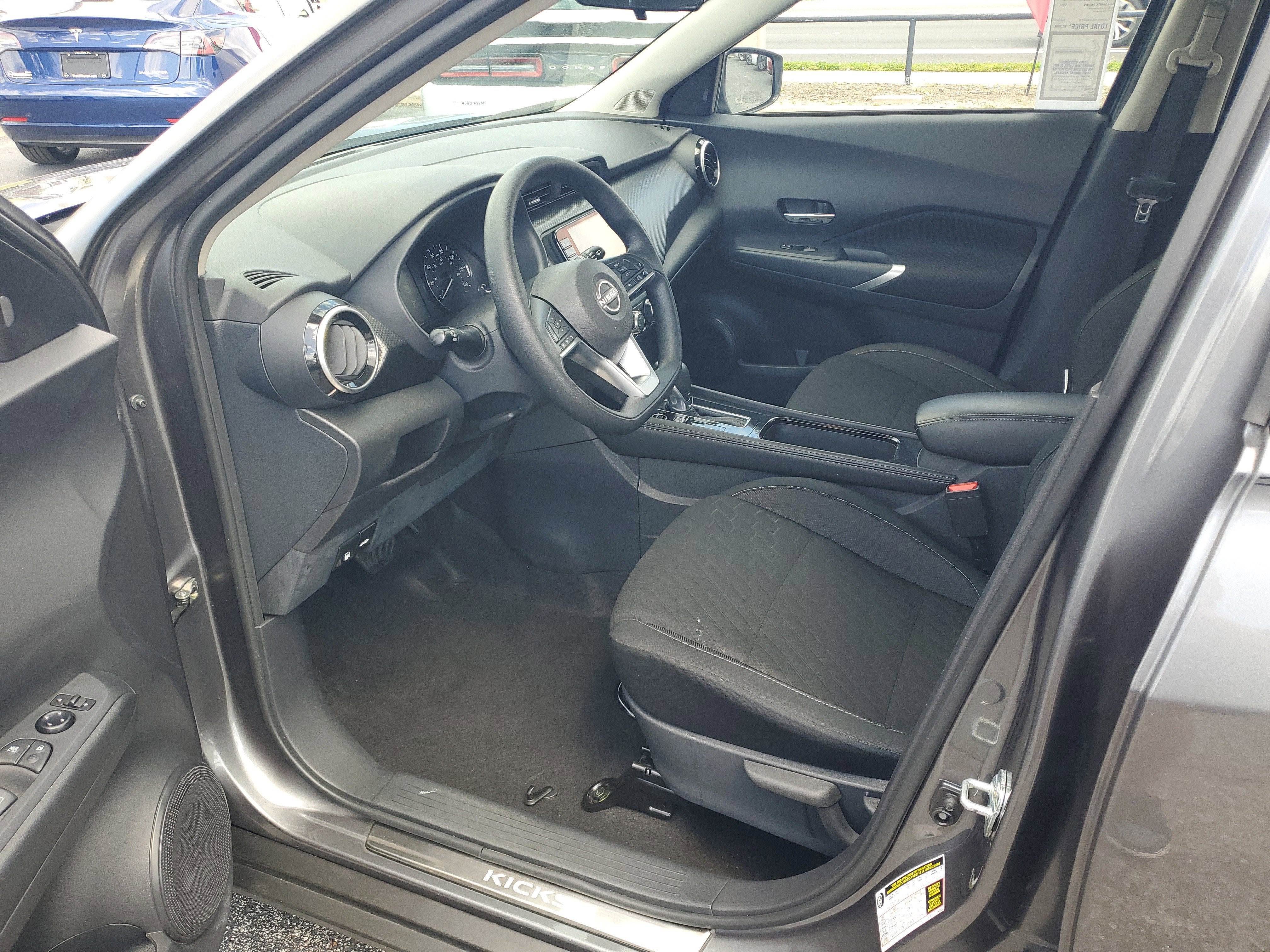 2024 Nissan Kicks SV