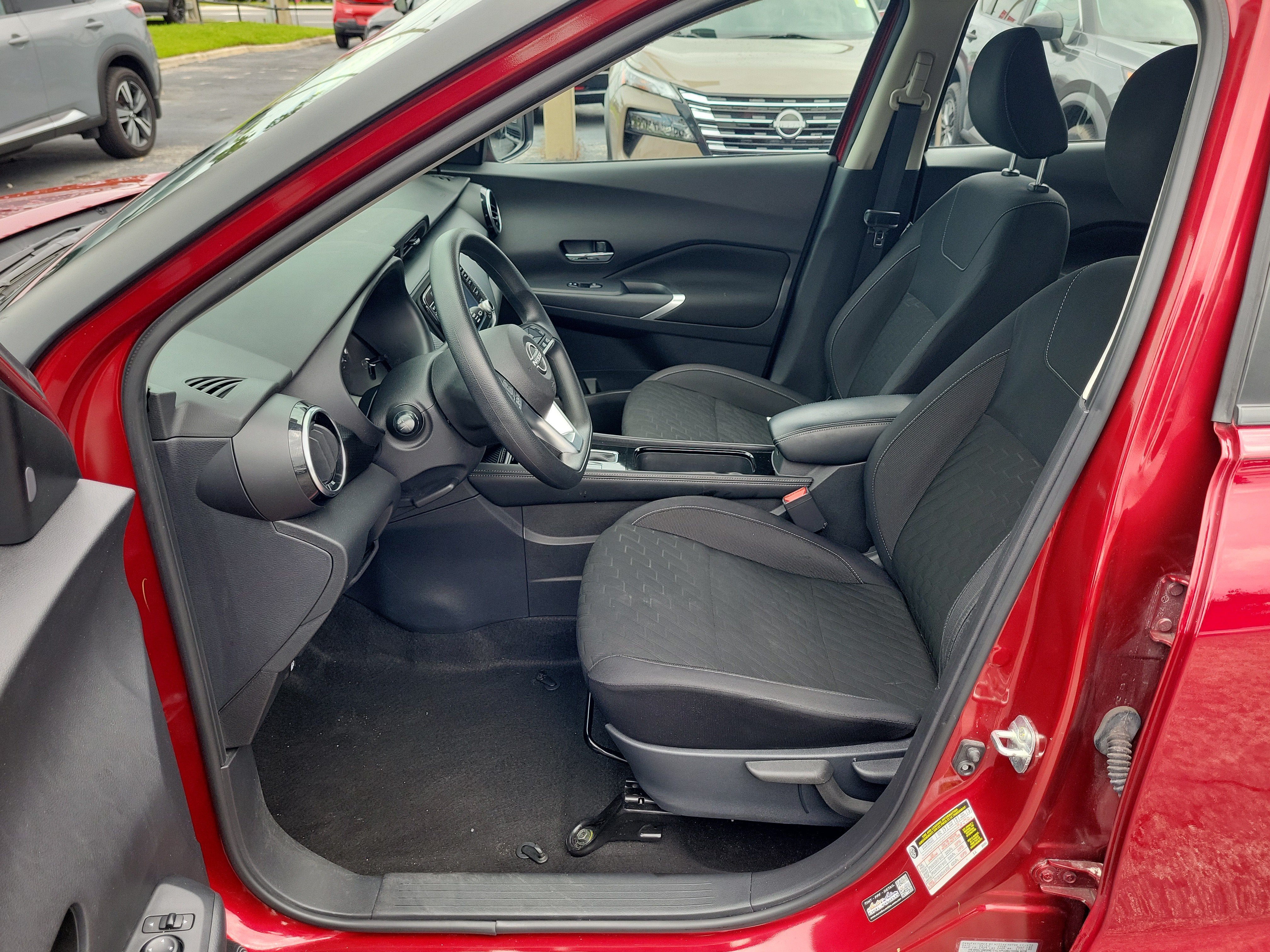 2023 Nissan Kicks SV