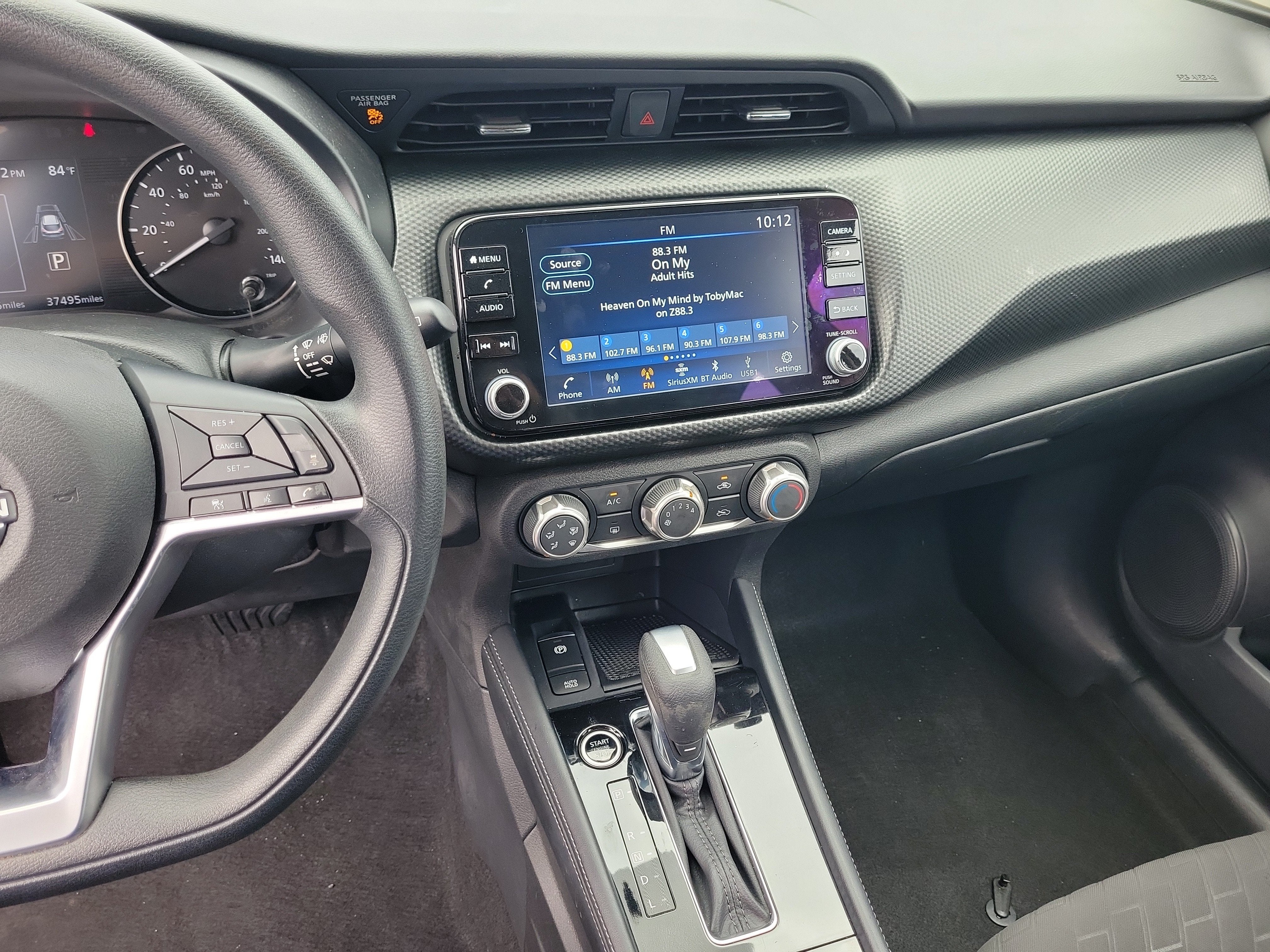 2023 Nissan Kicks SV