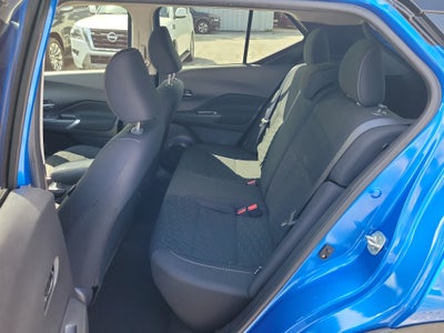 2022 Nissan Kicks SV