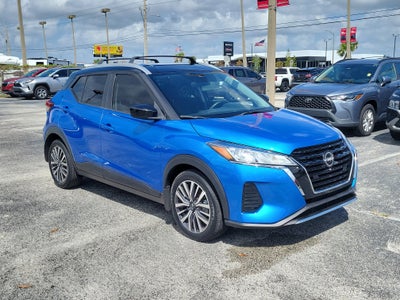 2022 Nissan Kicks SV