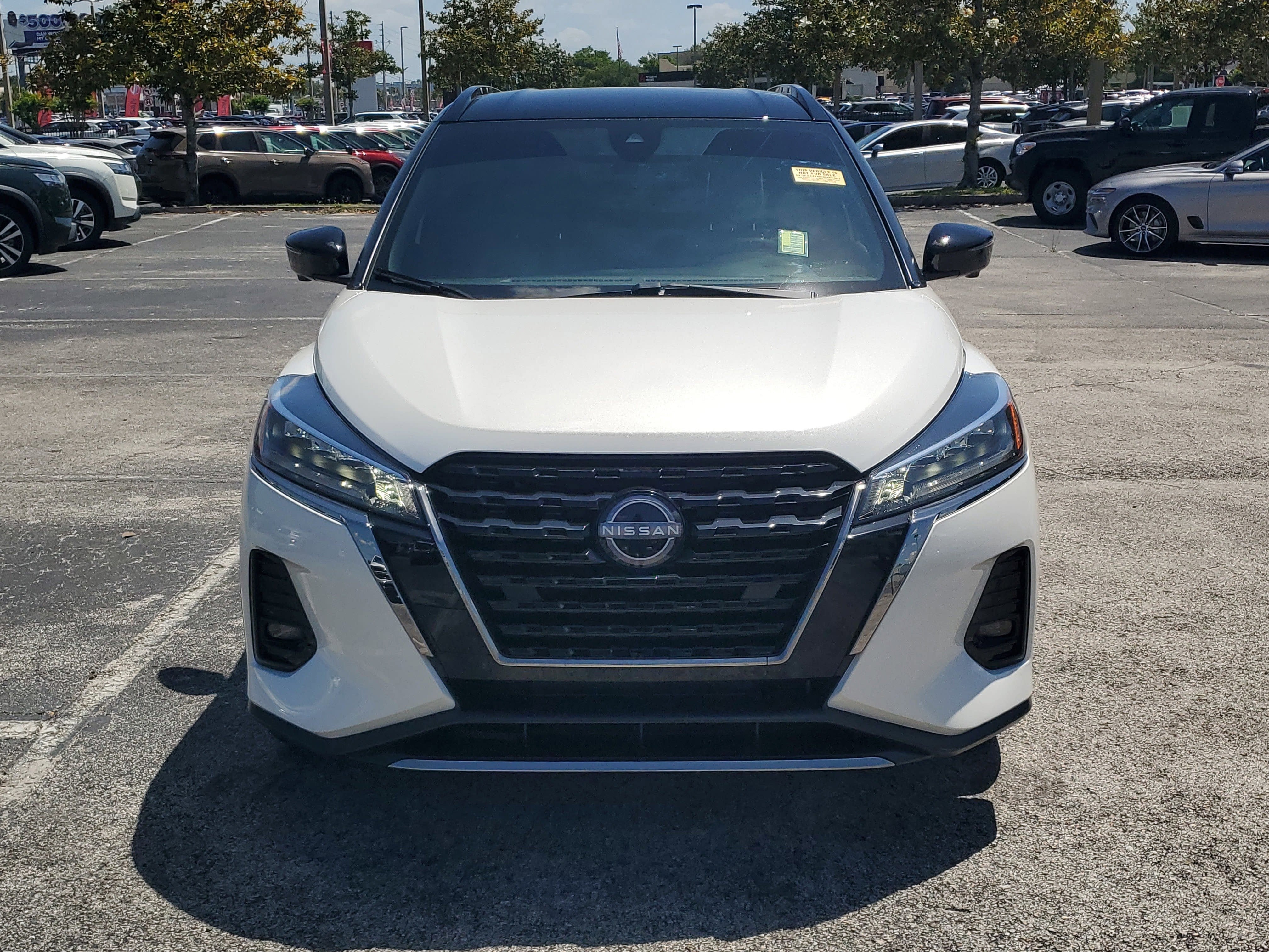 2024 Nissan Kicks SR