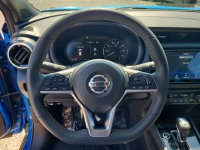2021 Nissan Kicks SR