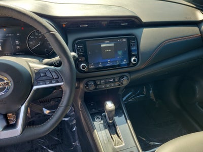 2021 Nissan Kicks SR