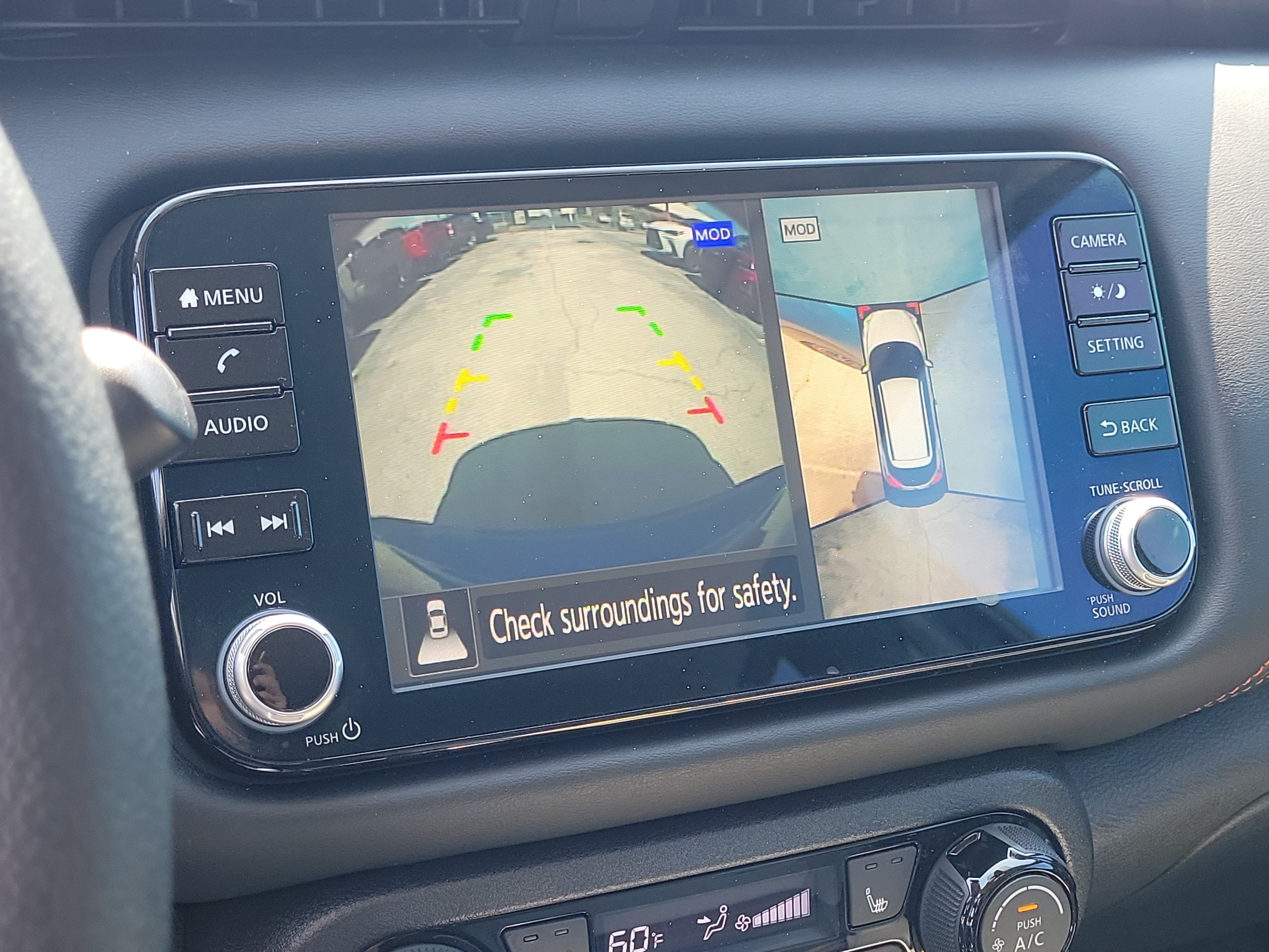 2021 Nissan Kicks SR