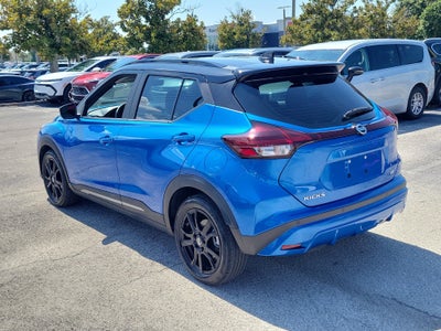 2021 Nissan Kicks SR