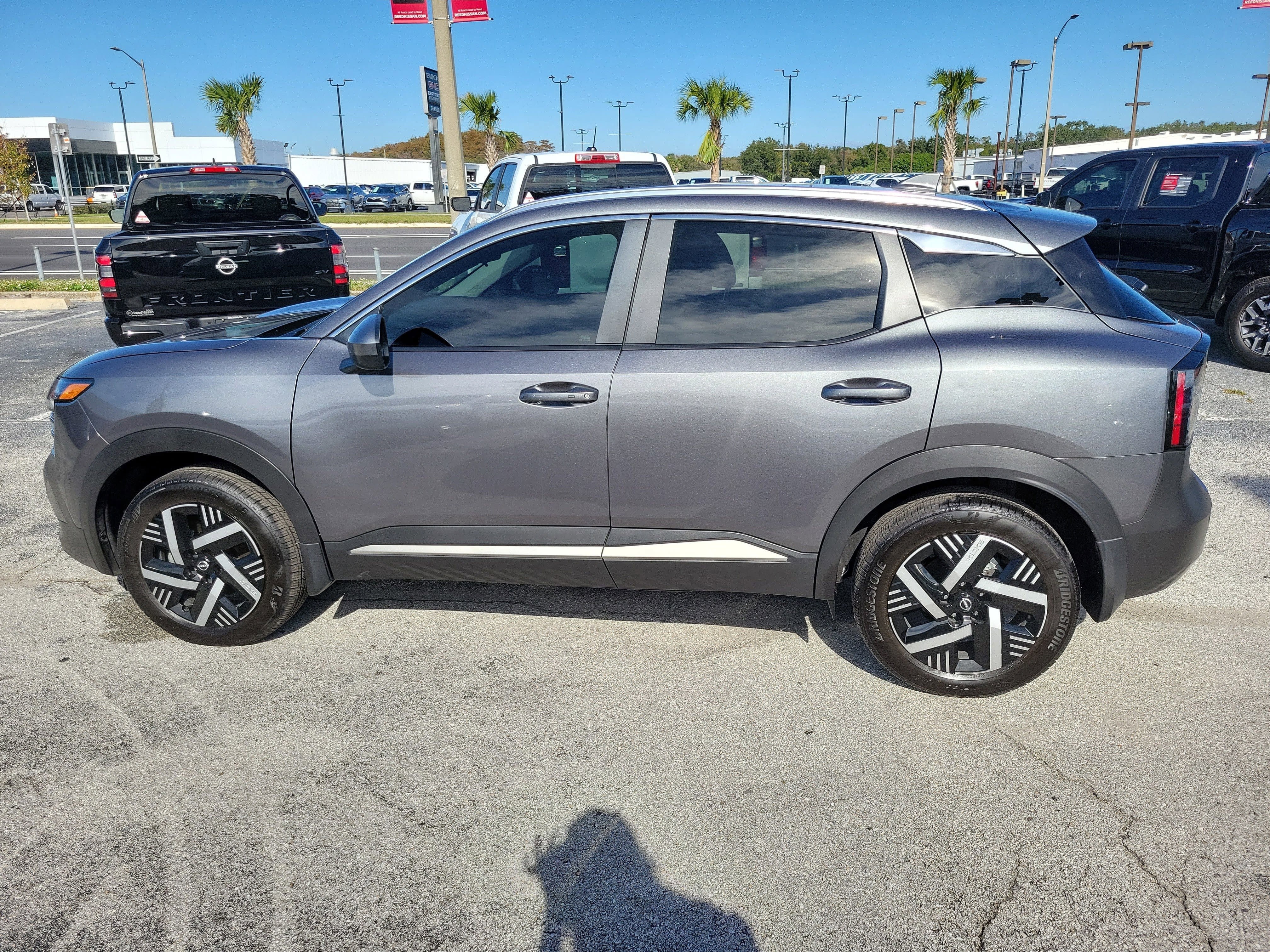 2025 Nissan Kicks SV