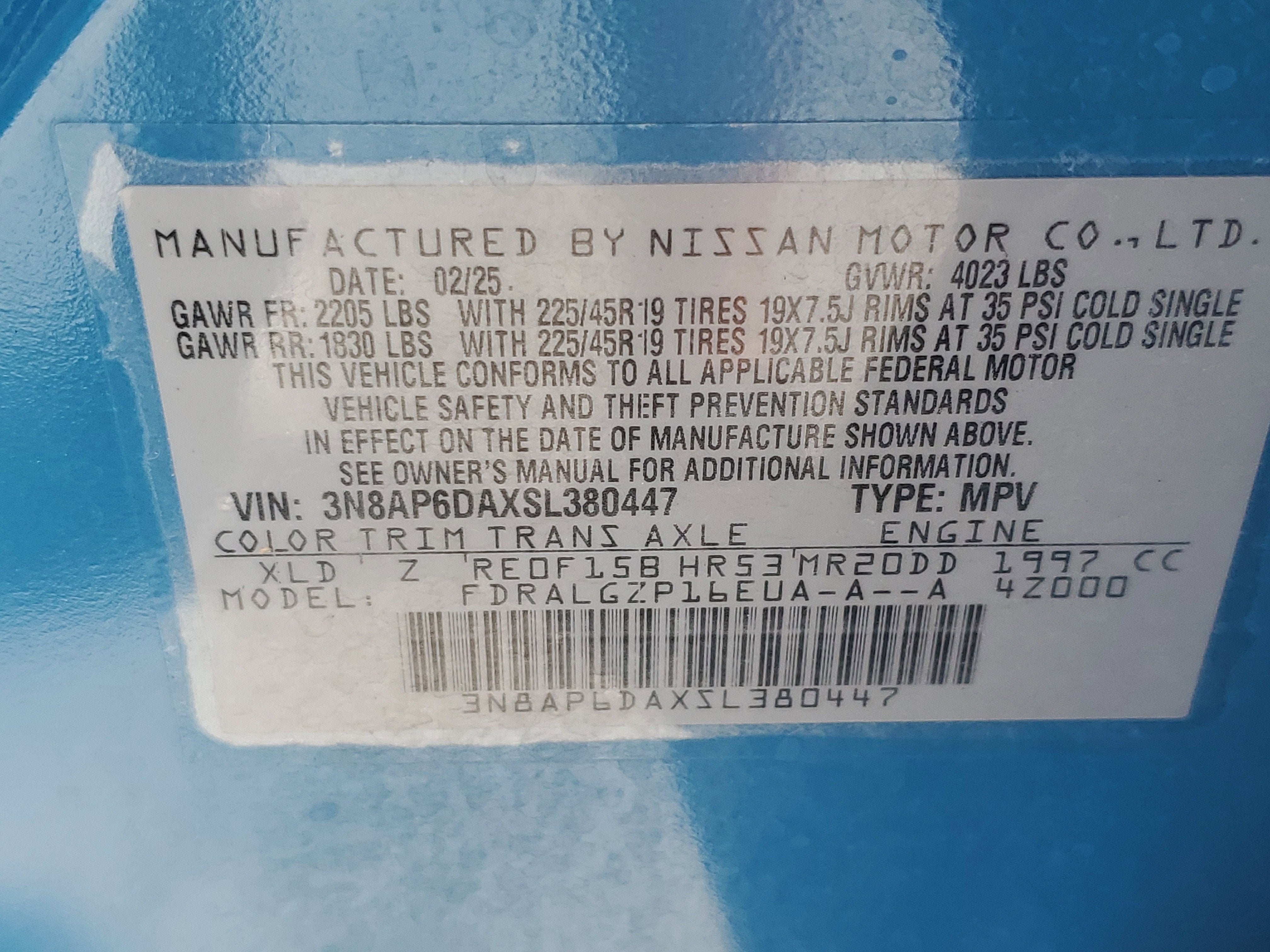 2025 Nissan Kicks SR