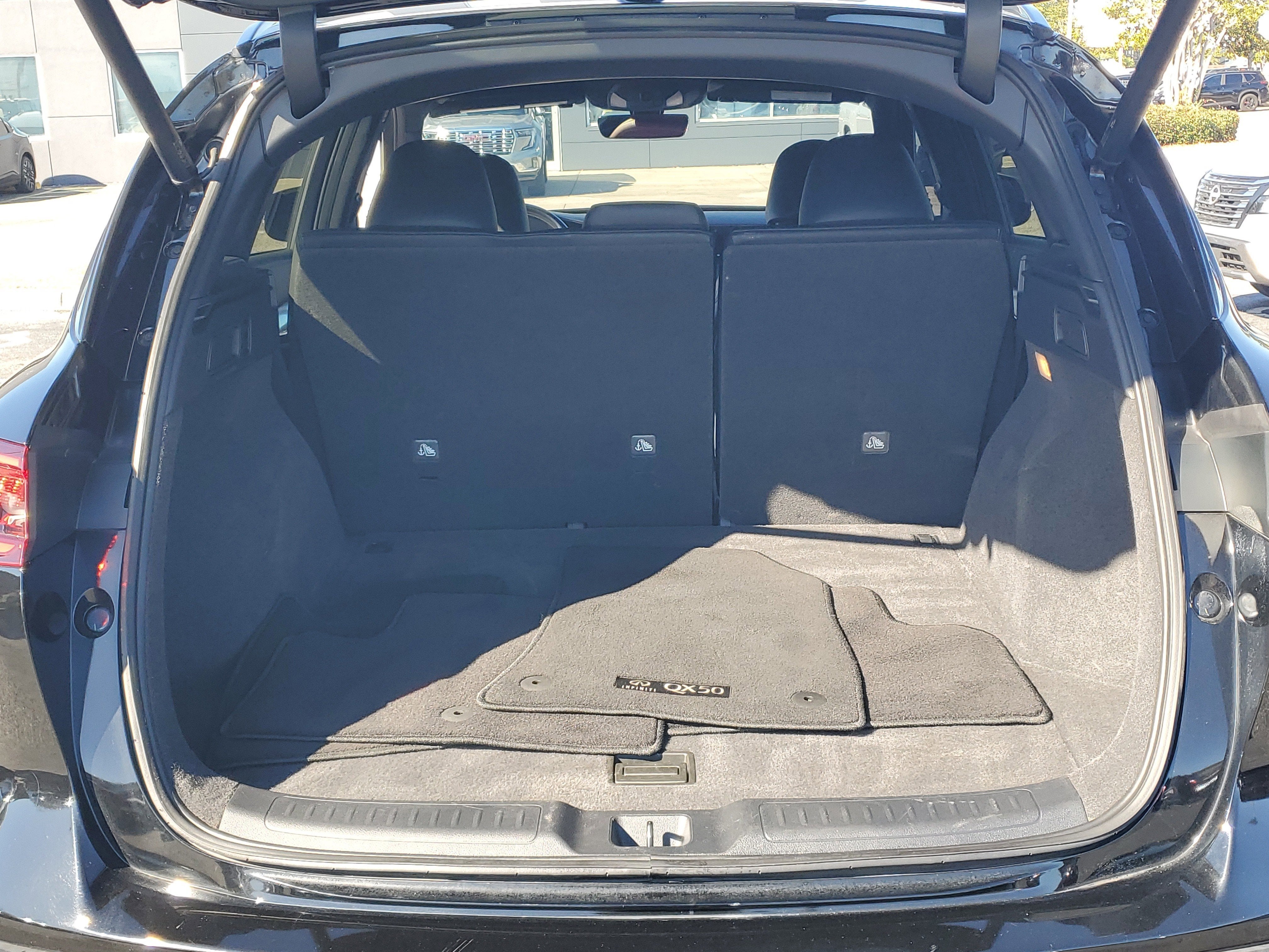 2023 INFINITI QX50 SPORT