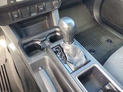 2022 Toyota Tacoma 2WD SR