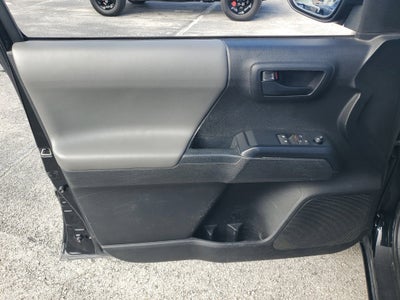 2022 Toyota Tacoma 2WD SR