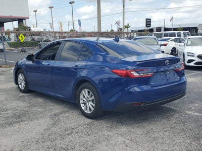 2025 Toyota Camry LE