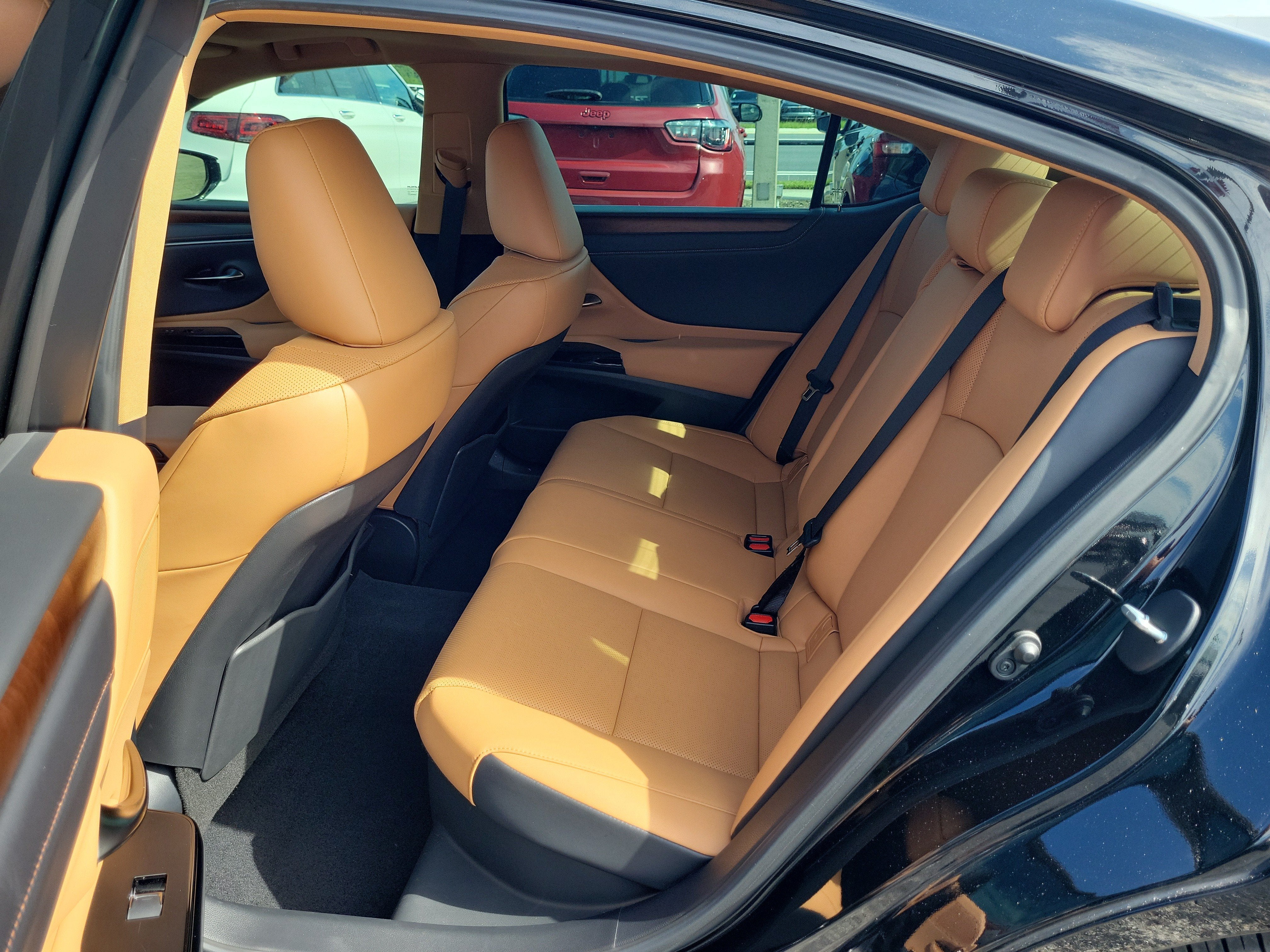 2024 Lexus ES ES 300h