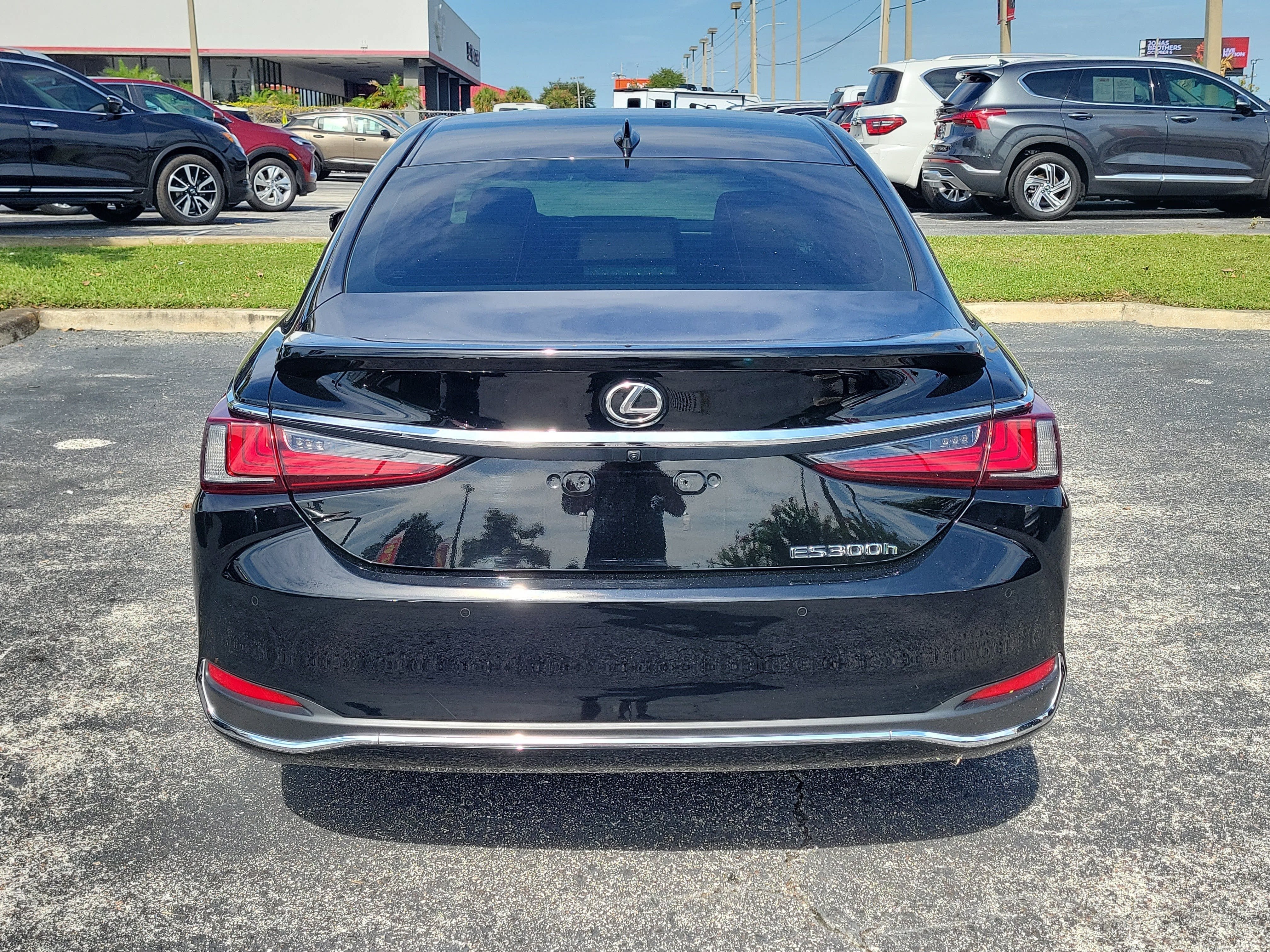 2024 Lexus ES ES 300h