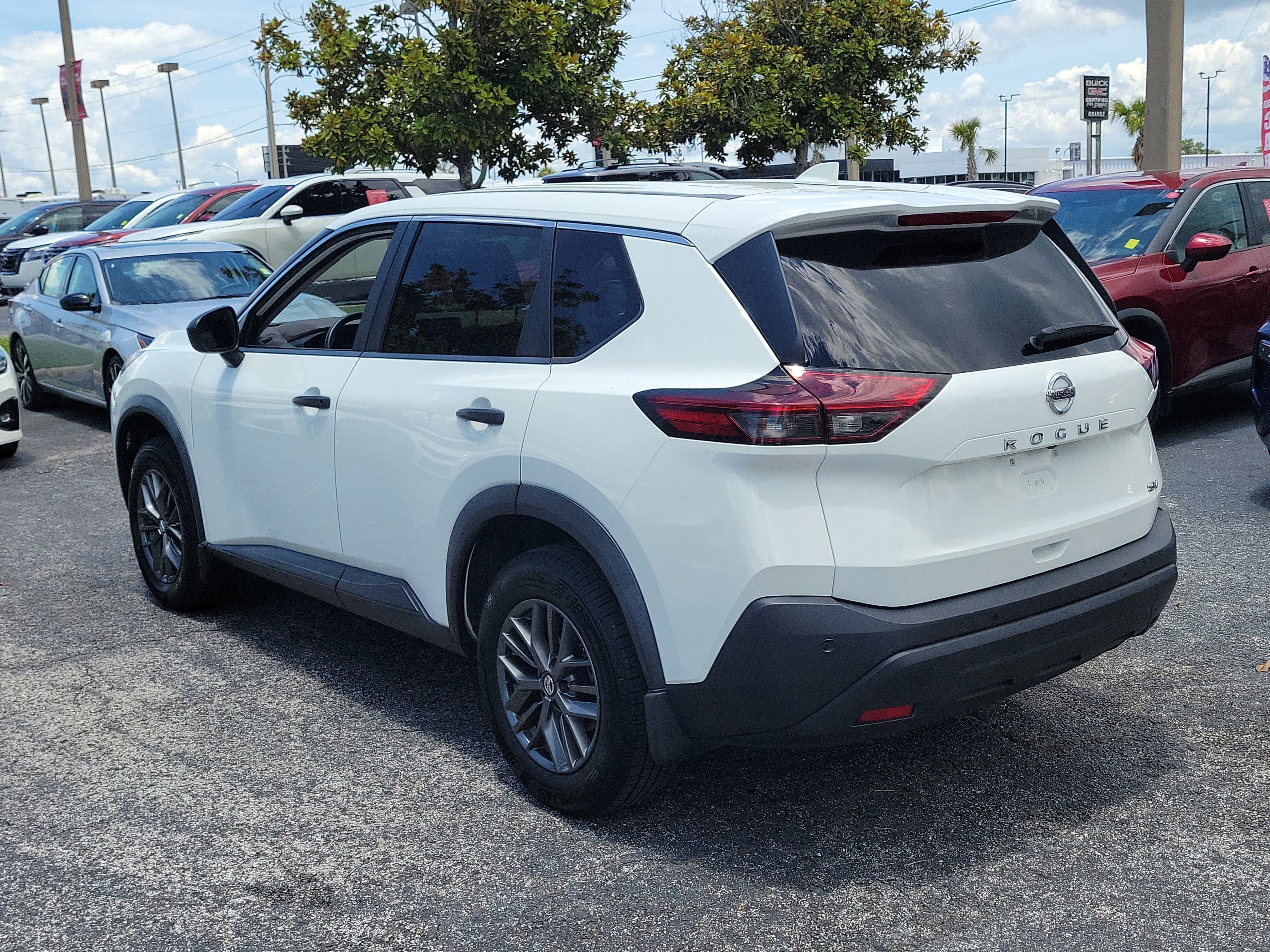 2021 Nissan Rogue S