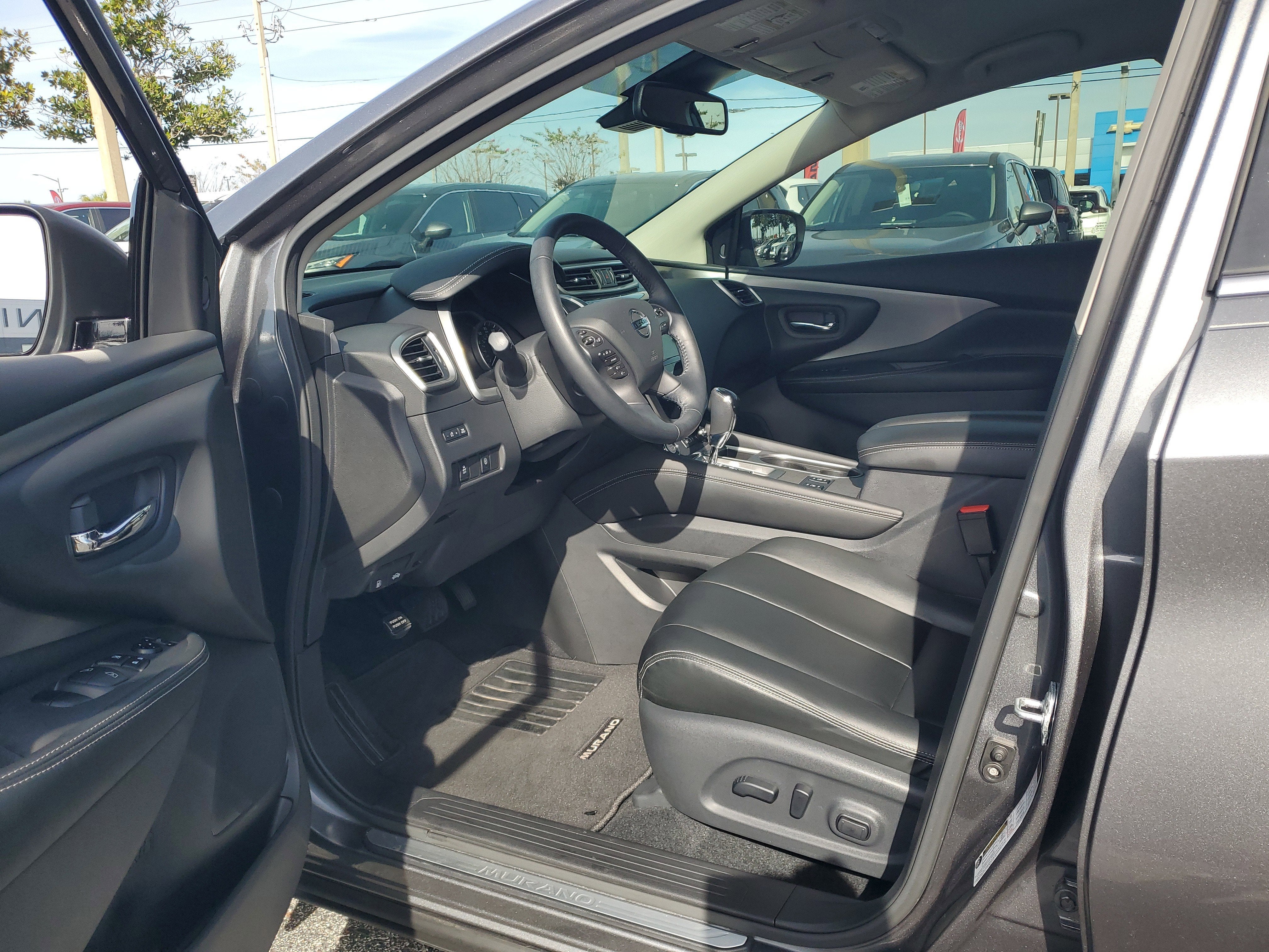 2022 Nissan Murano SV