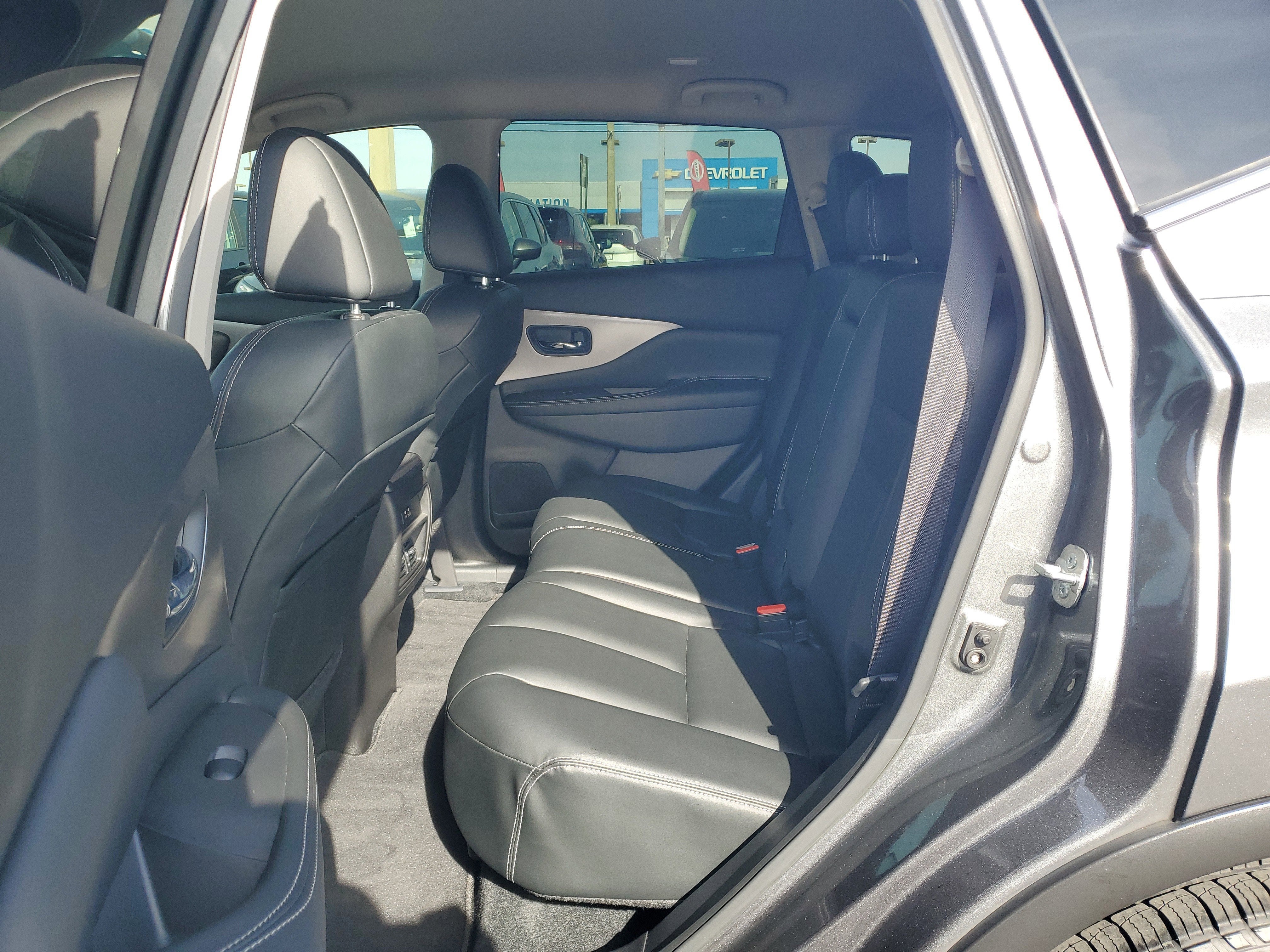 2022 Nissan Murano SV