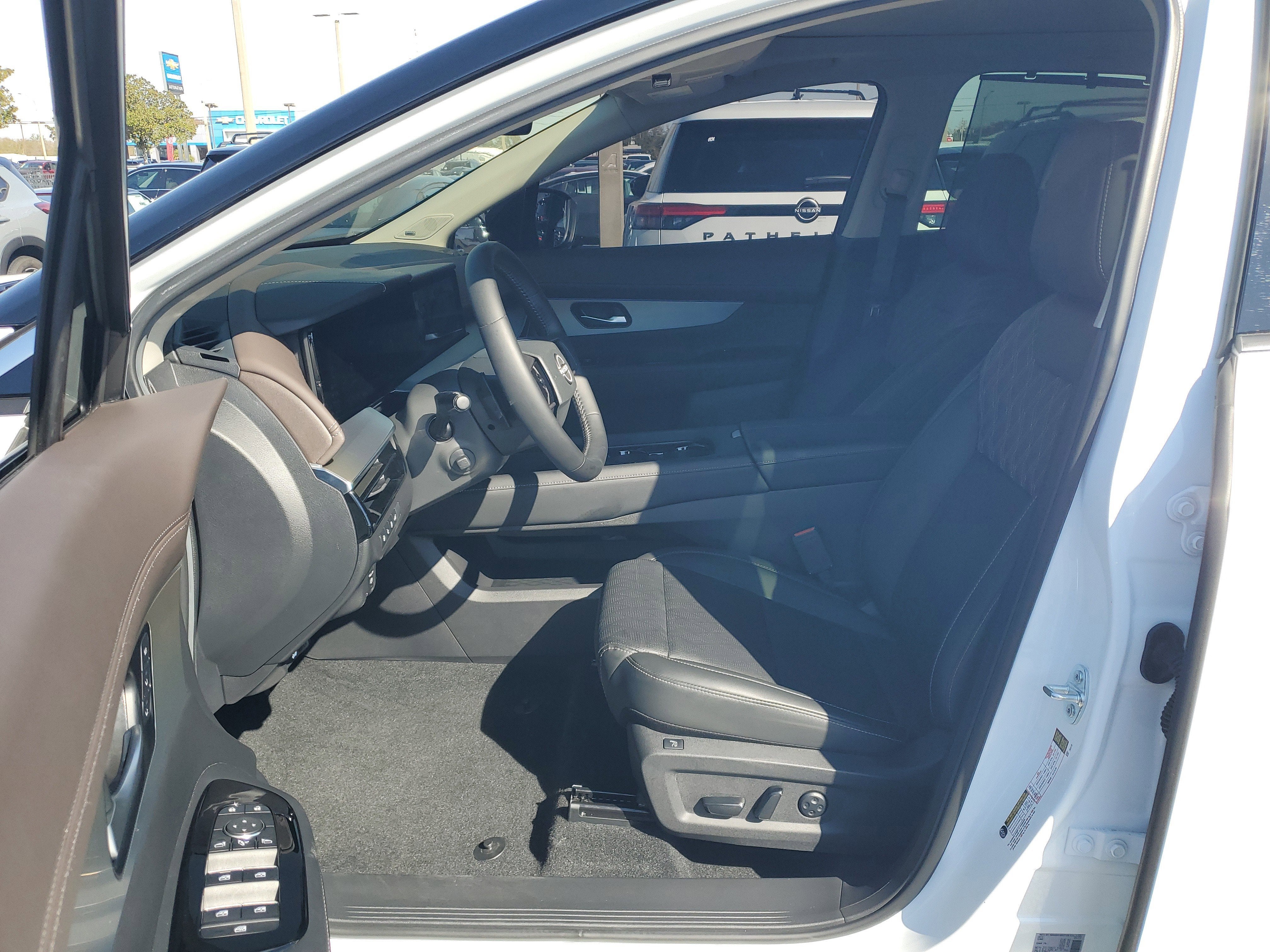 2025 Nissan Murano Platinum