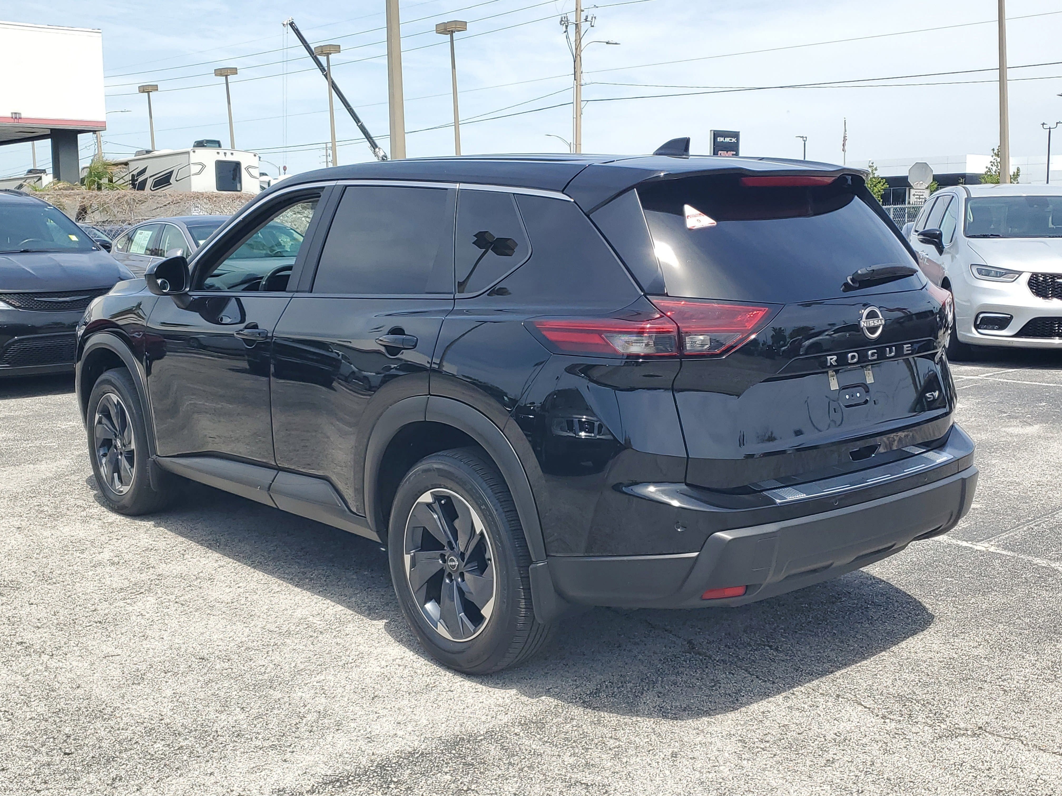 2024 Nissan Rogue SV