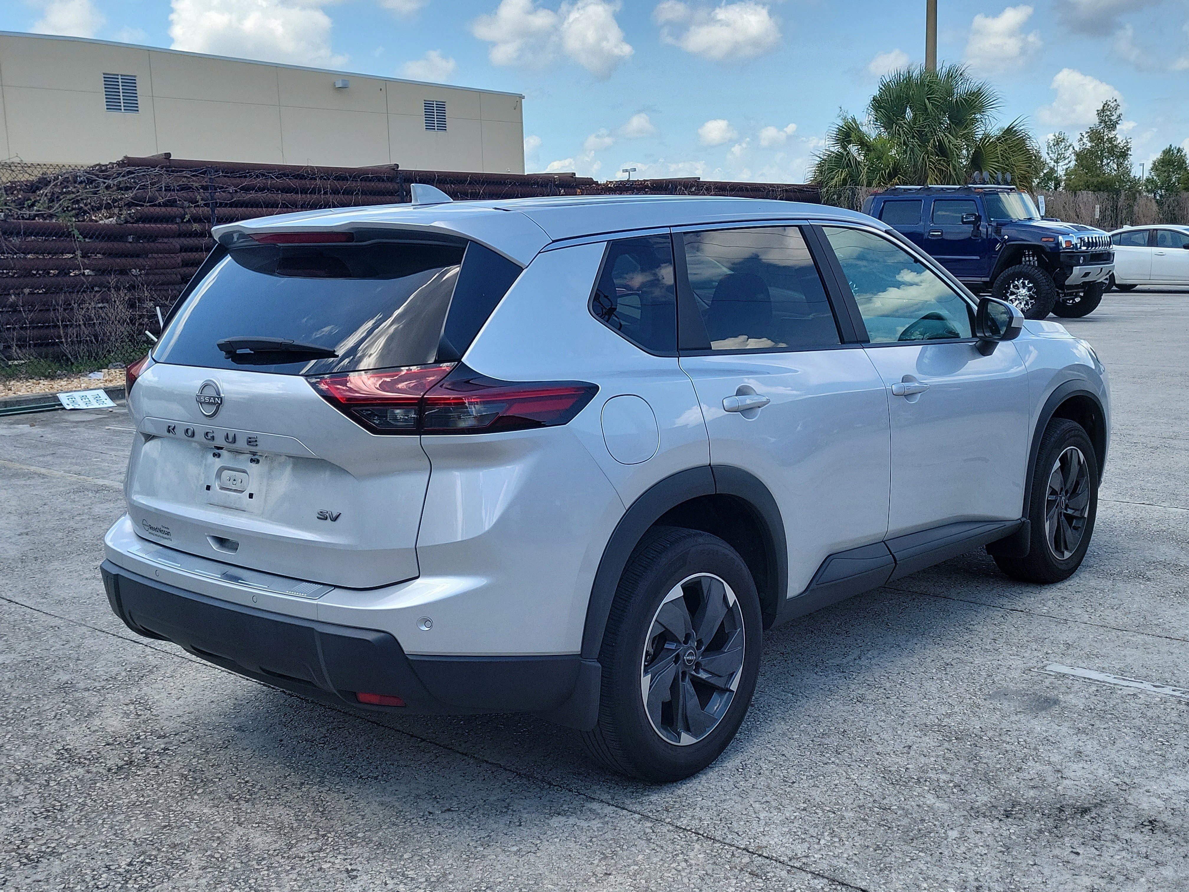 2024 Nissan Rogue SV