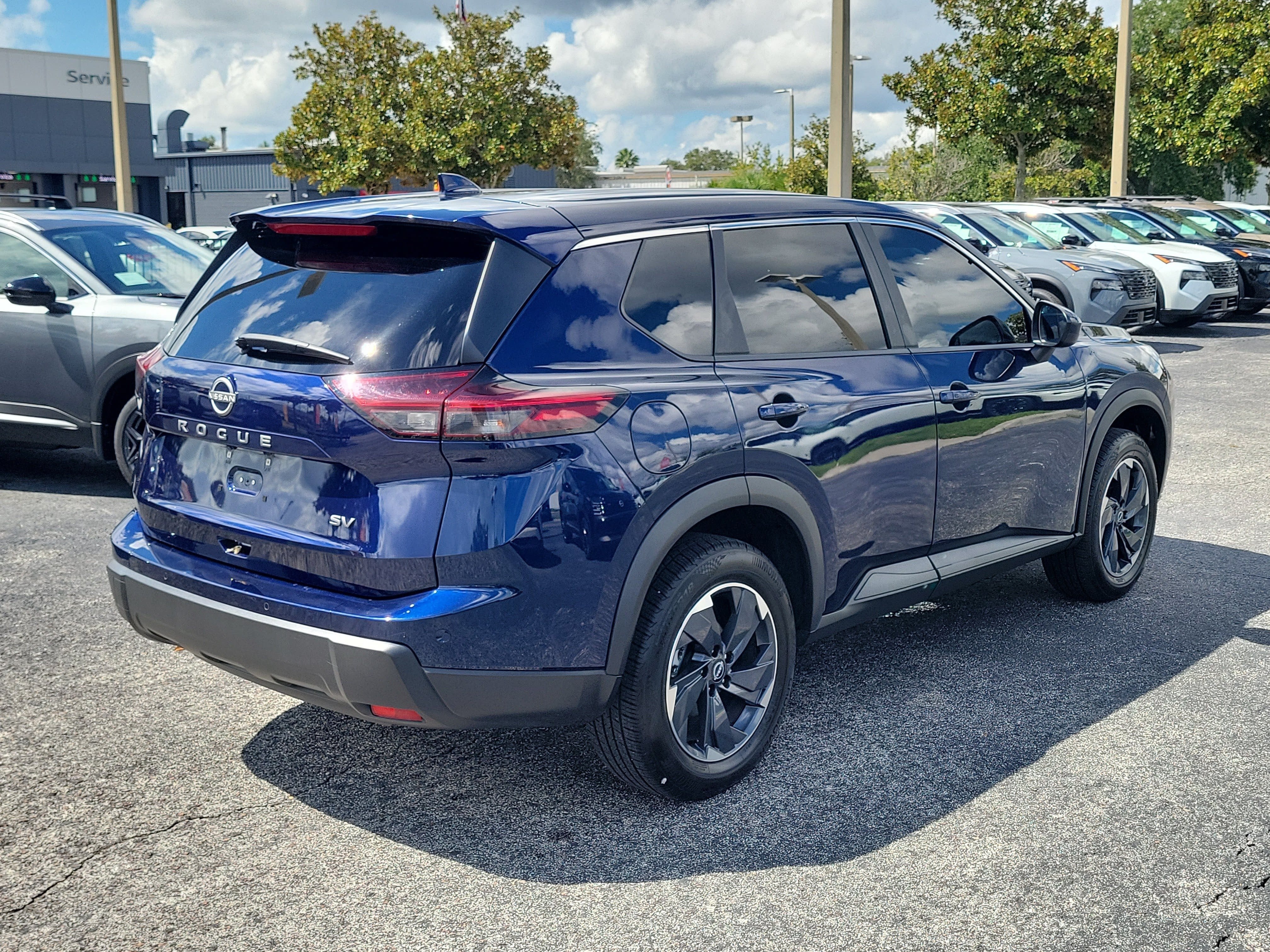 2024 Nissan Rogue SV