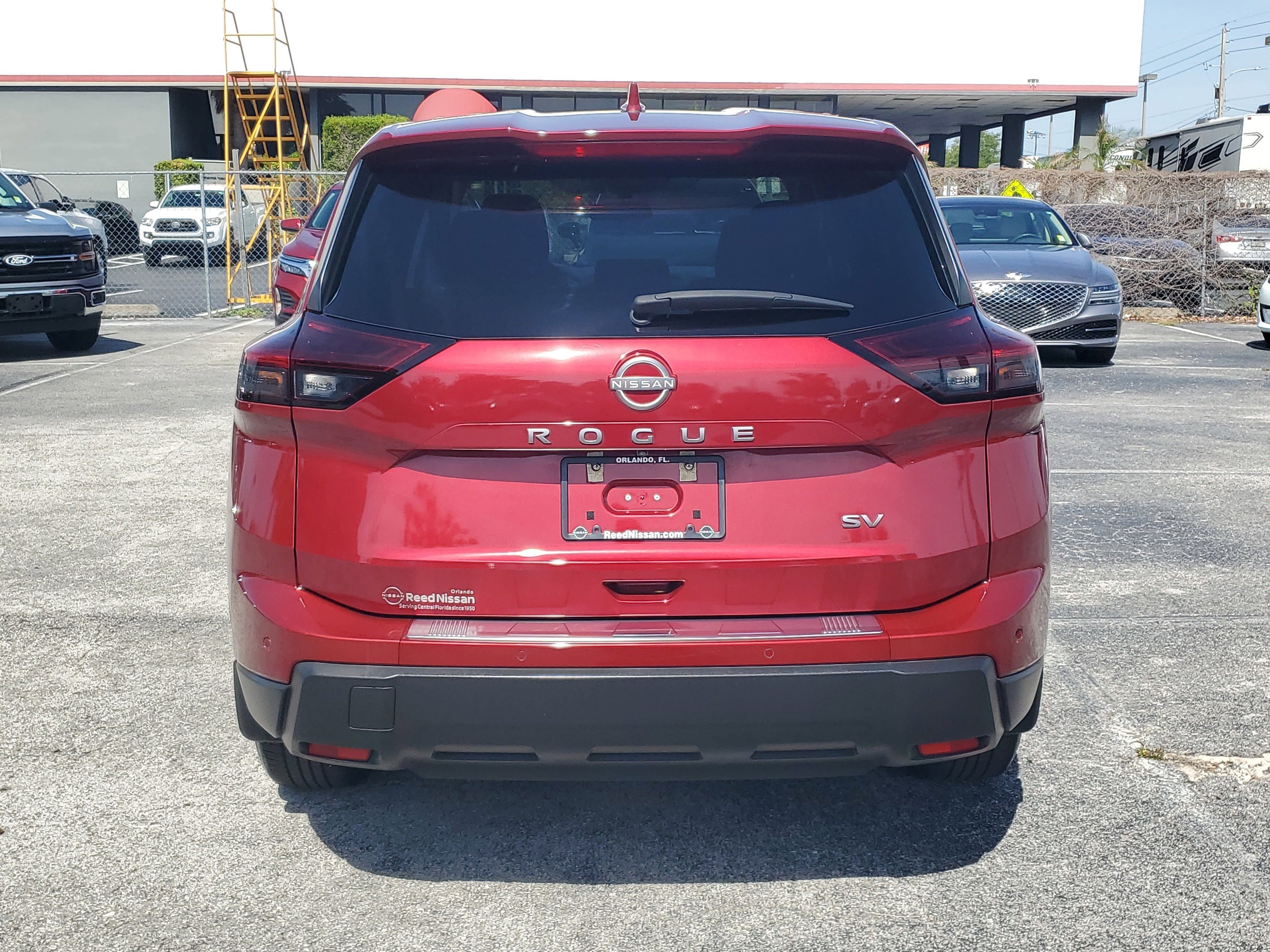 2024 Nissan Rogue SV