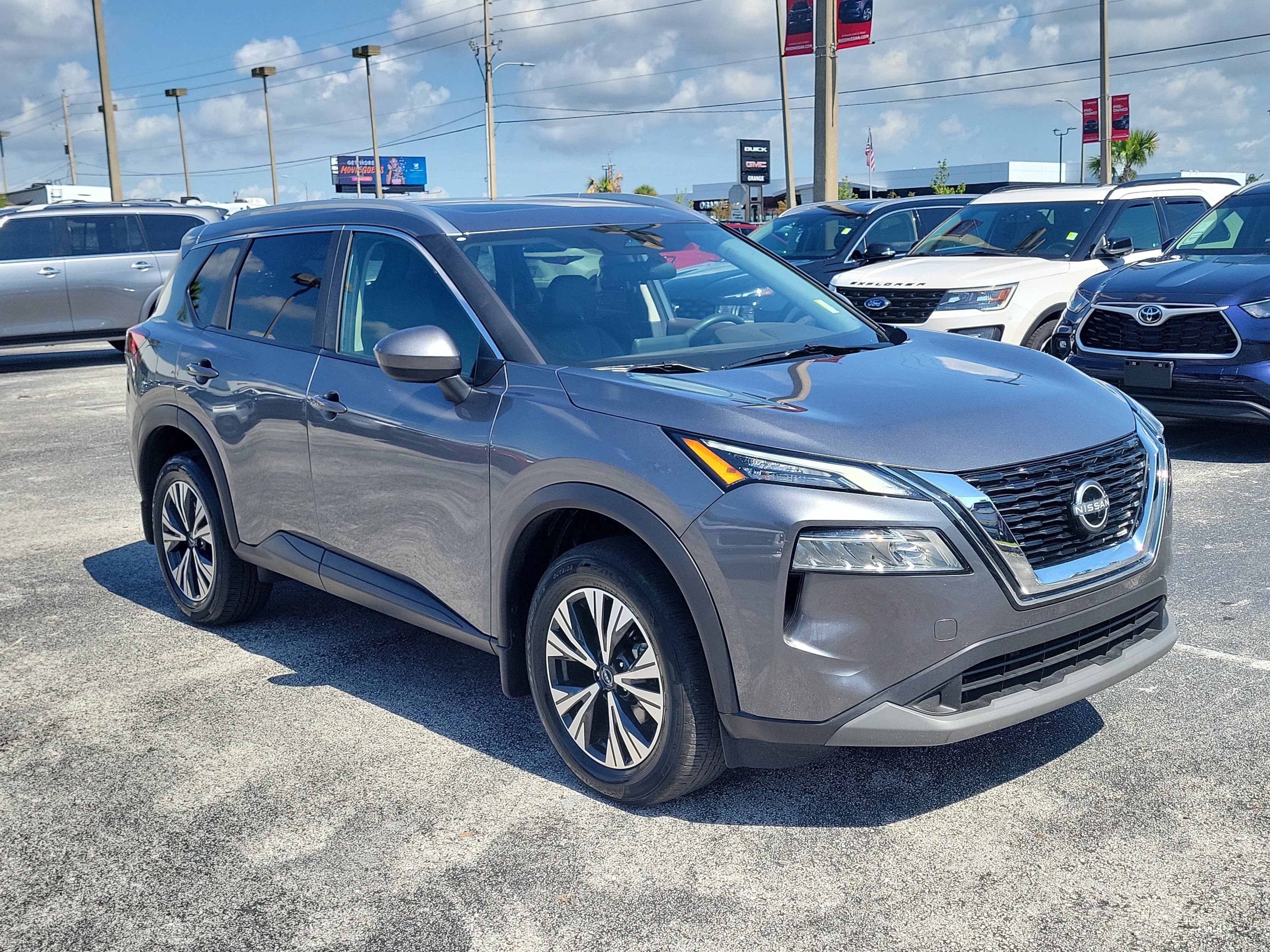 2023 Nissan Rogue SV