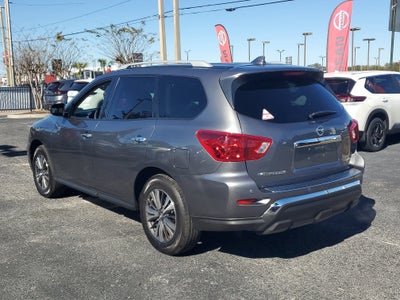 2020 Nissan Pathfinder S