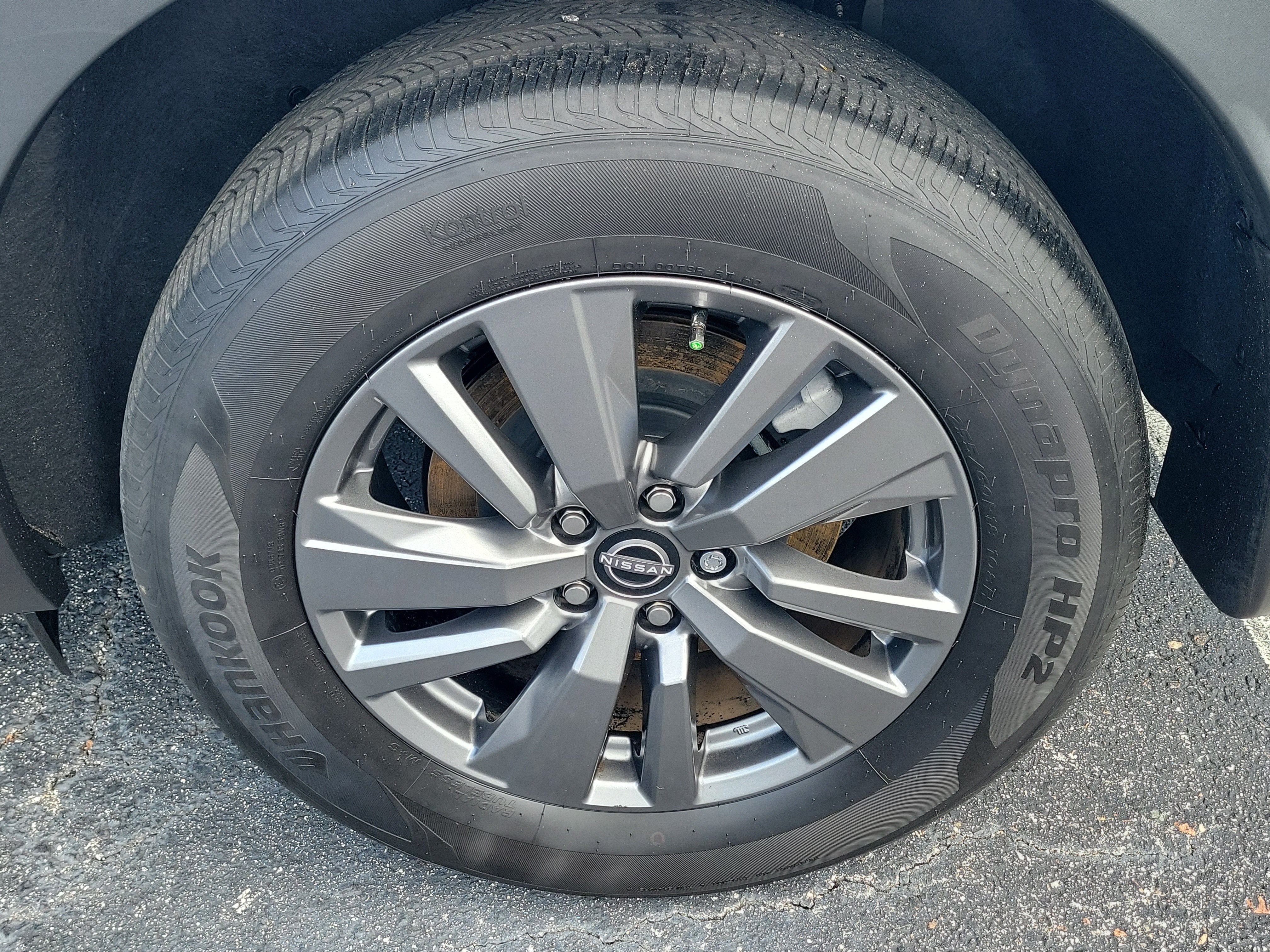 2025 Nissan Pathfinder S